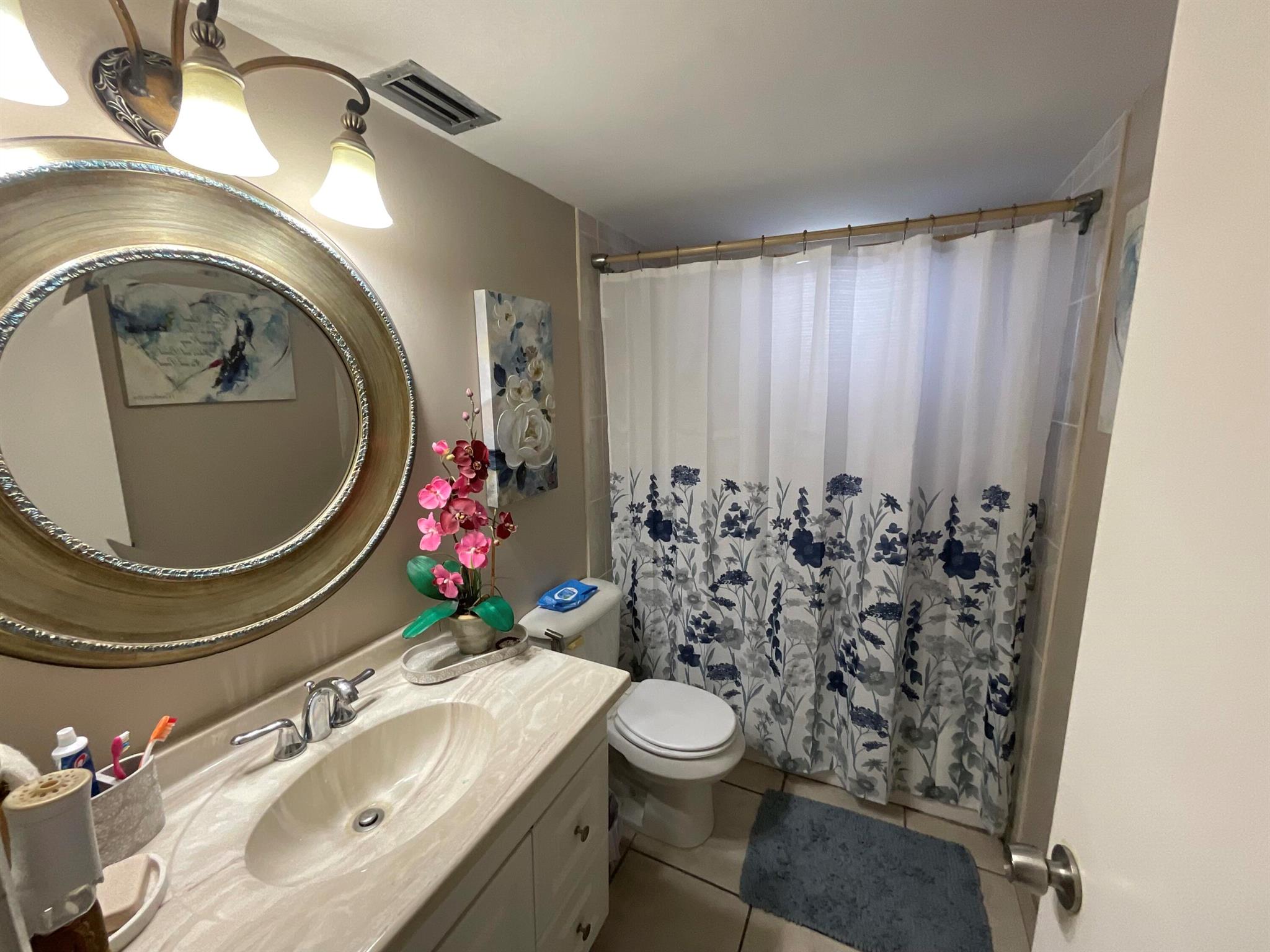 LAKE CLARKE GARDENS - Residential