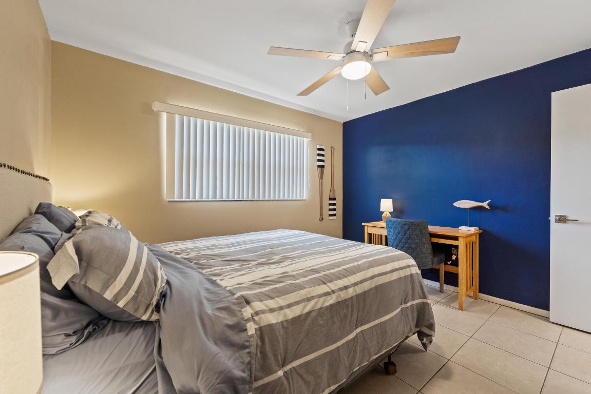 SAND DOLLAR VILLAS CONDOMINIUM C - Residential