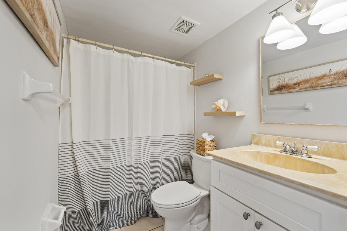 SAND DOLLAR VILLAS CONDOMINIUM C - Residential