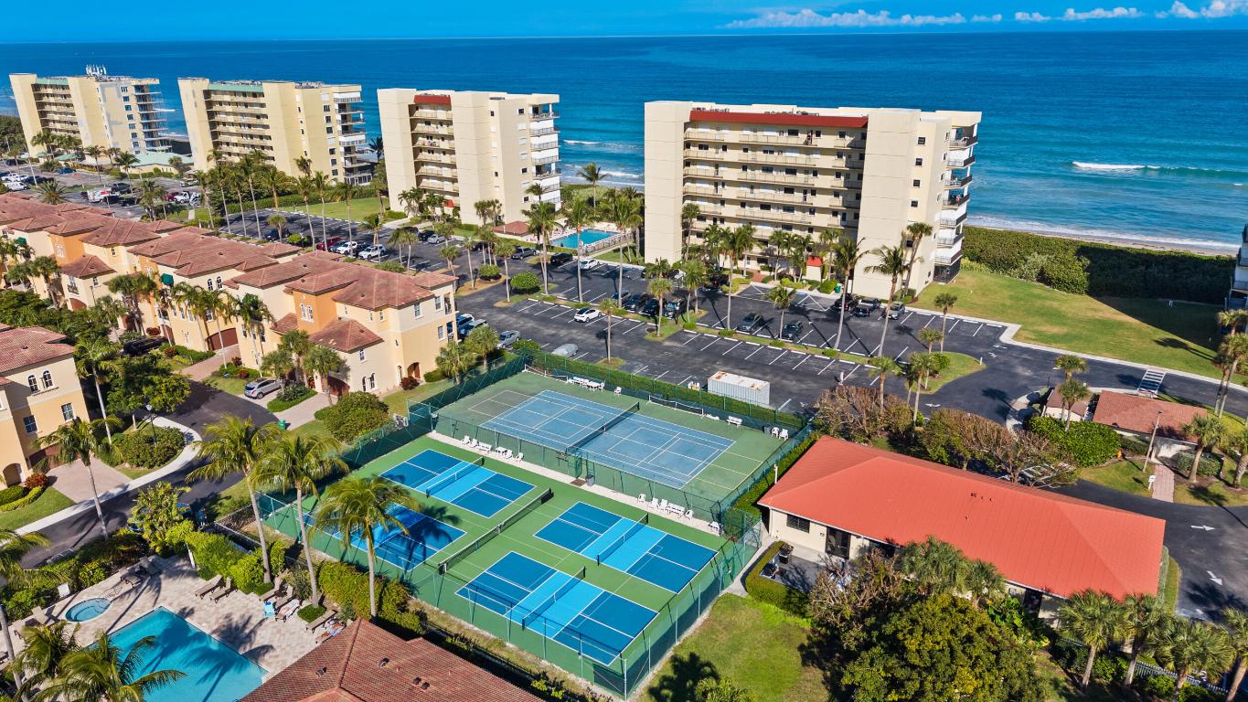 SAND DOLLAR VILLAS CONDOMINIUM C - Residential