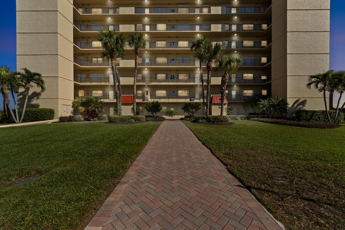 SAND DOLLAR VILLAS CONDOMINIUM C - Residential