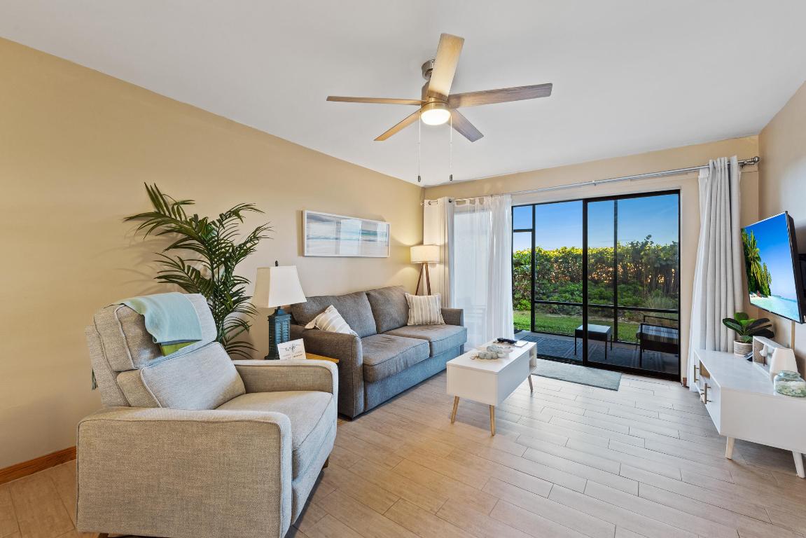 SAND DOLLAR VILLAS CONDOMINIUM C - Residential