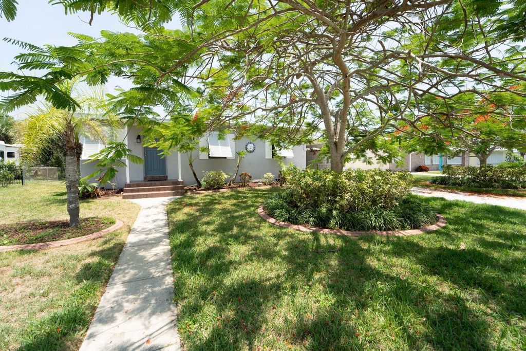 Photo of 306 Fernandina Street, Fort Pierce, FL 34949 (MLS # R11117286)