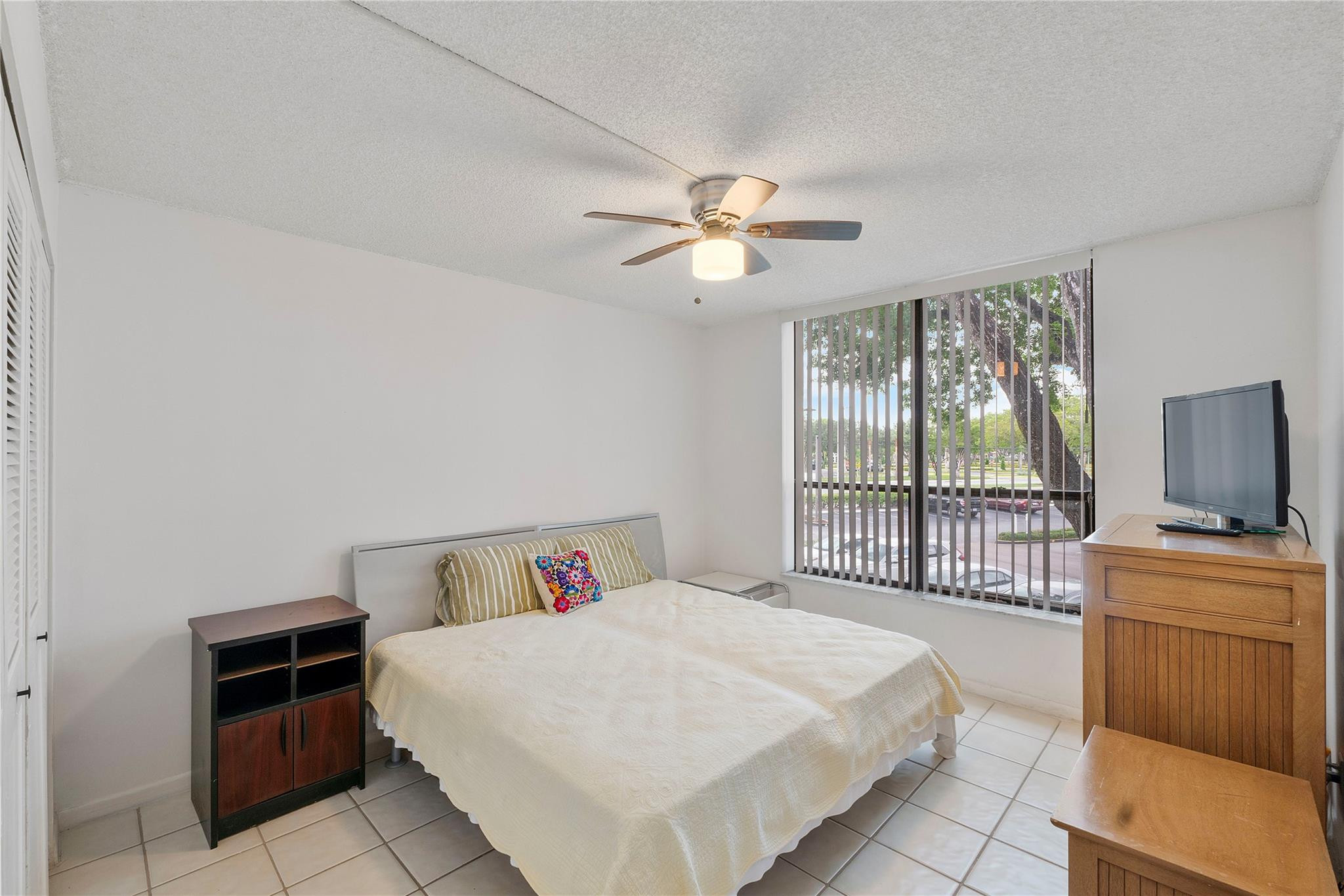 CONCORD VILLAGE CONDOMINI - Residential