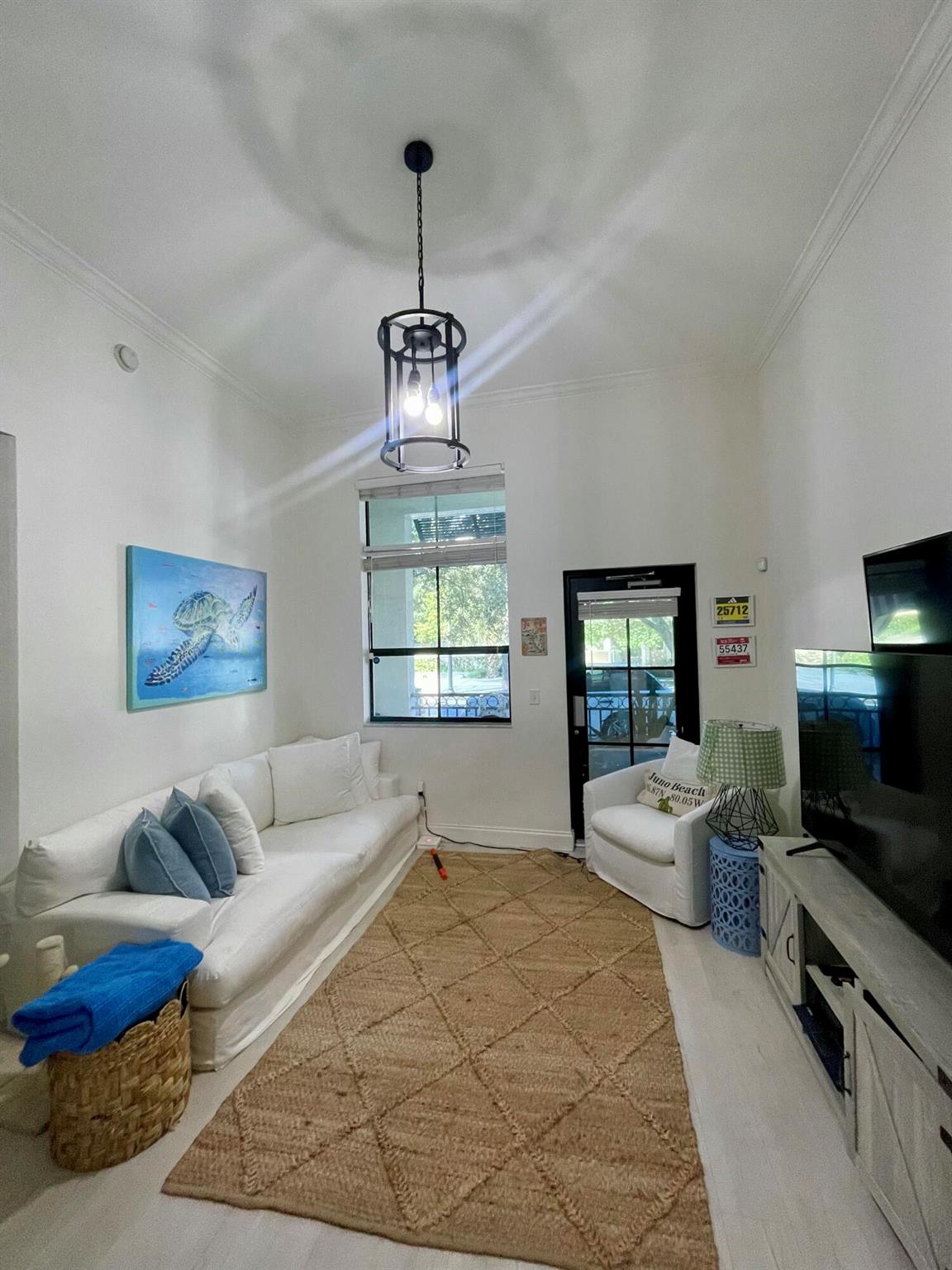 PRADO CONDO - Residential Lease