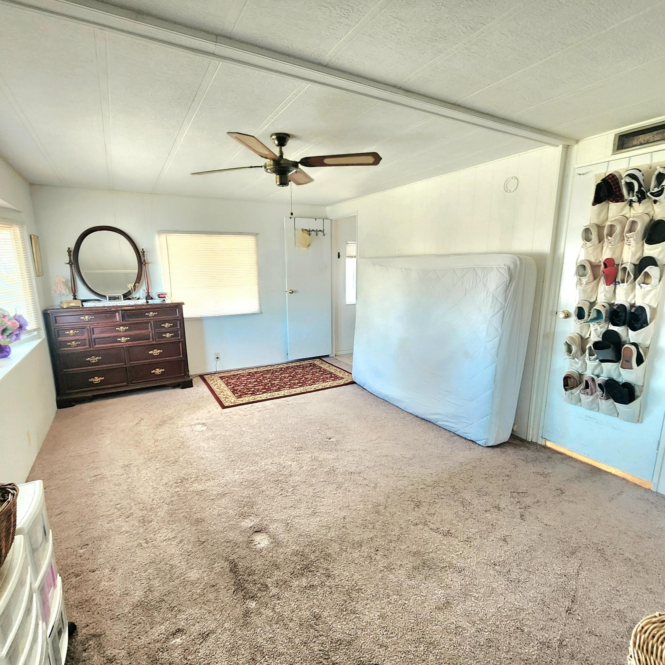 Spanish Lakes Riverfront - Residential