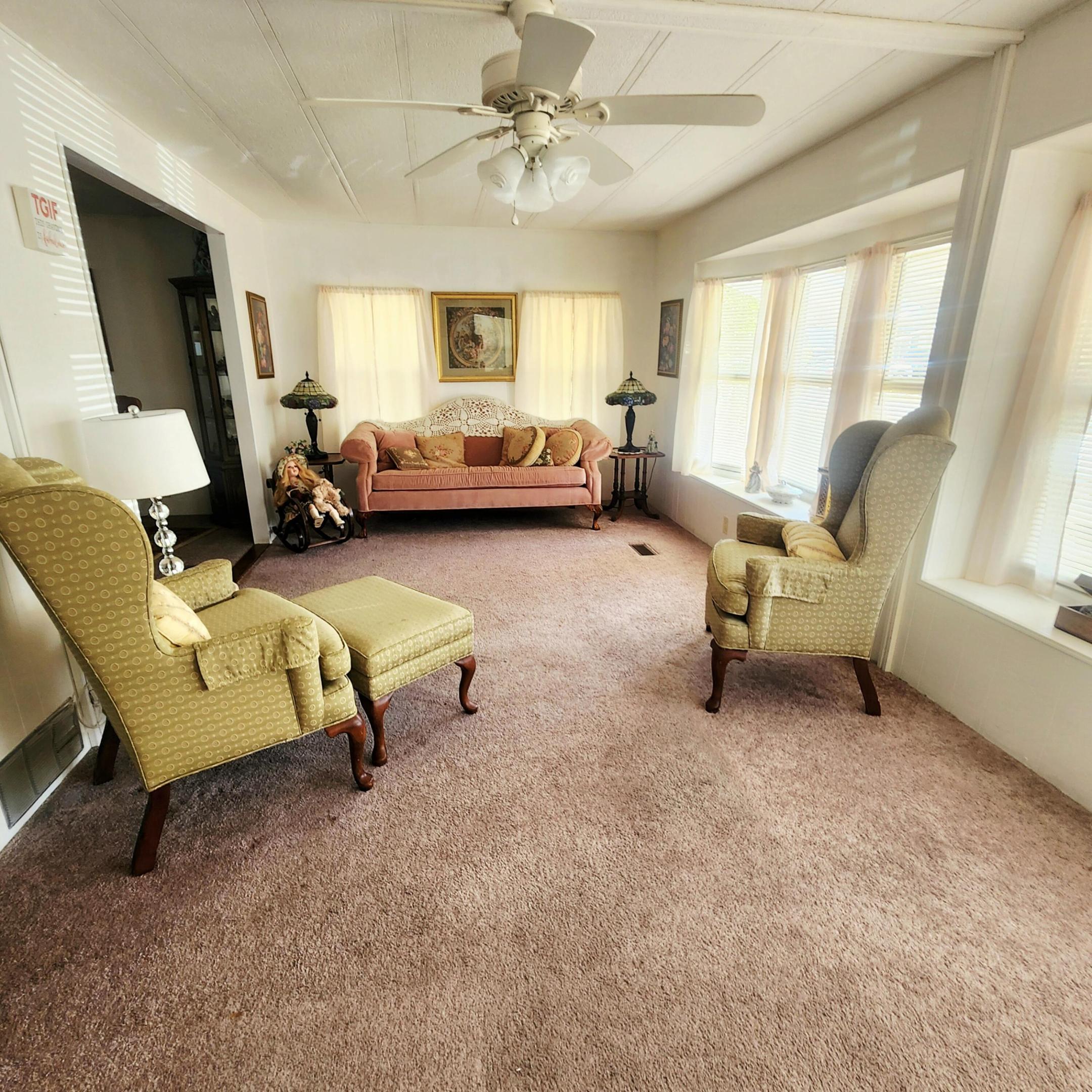 Spanish Lakes Riverfront - Residential