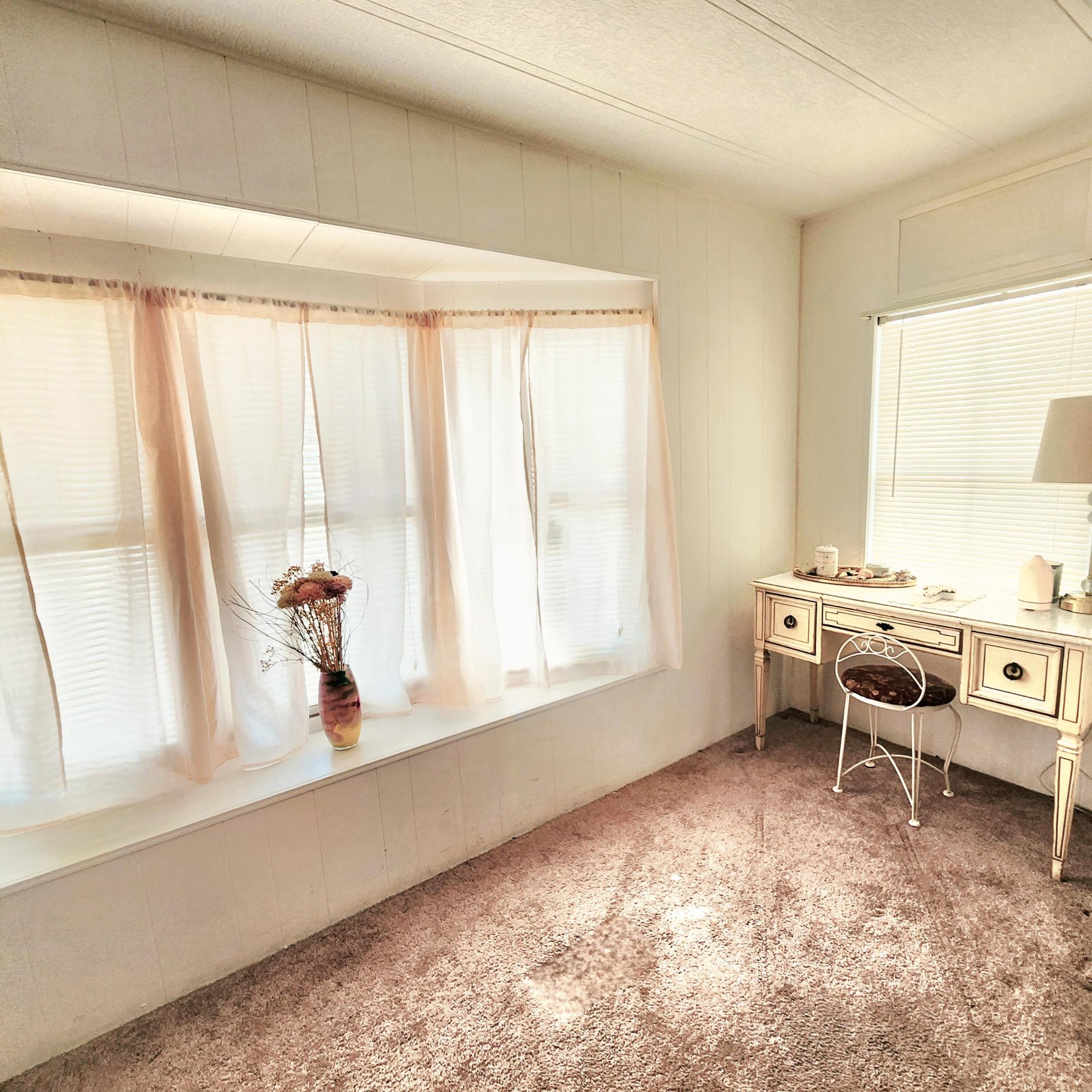 Spanish Lakes Riverfront - Residential