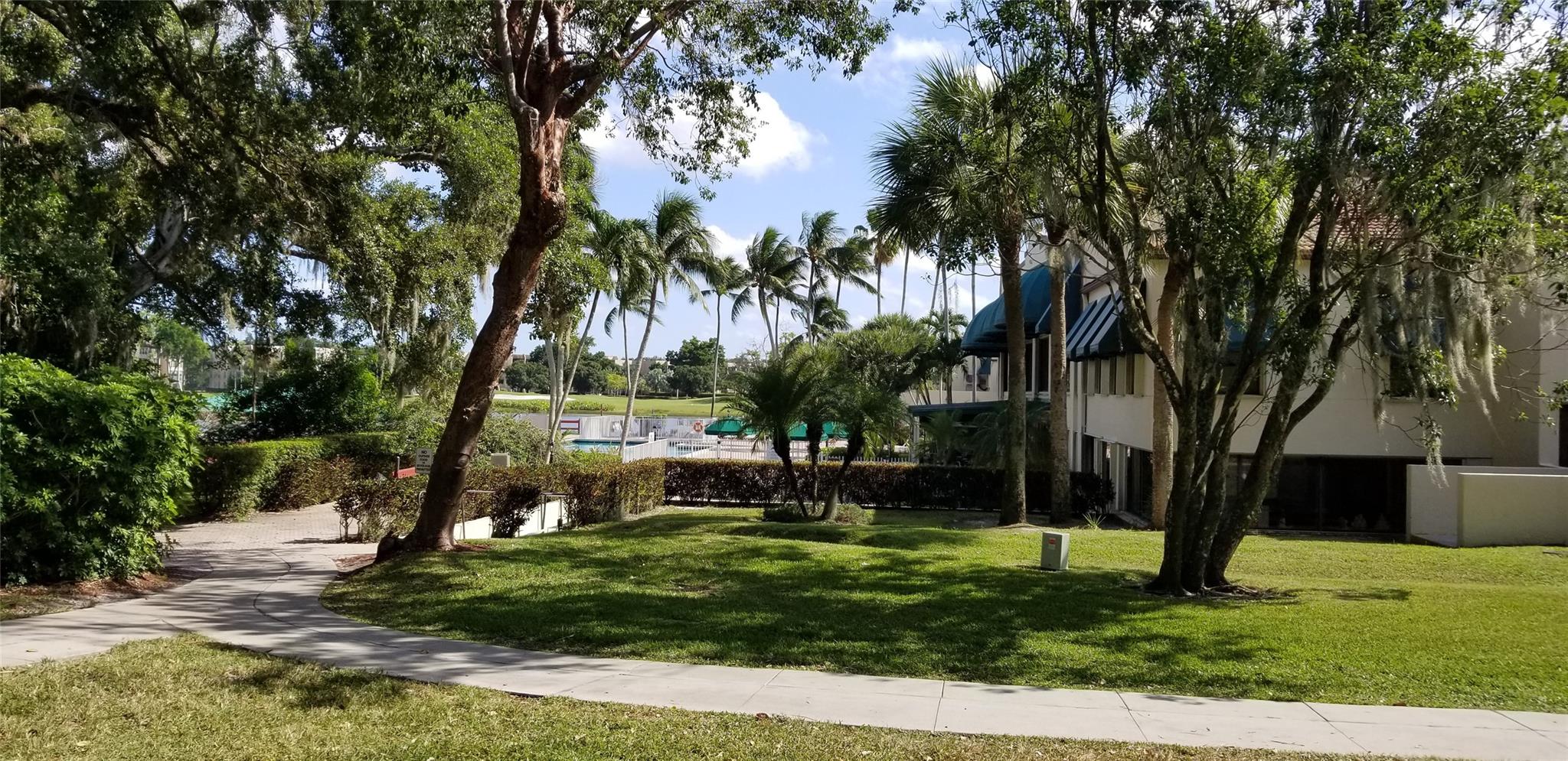 Sabal Palm - Residential