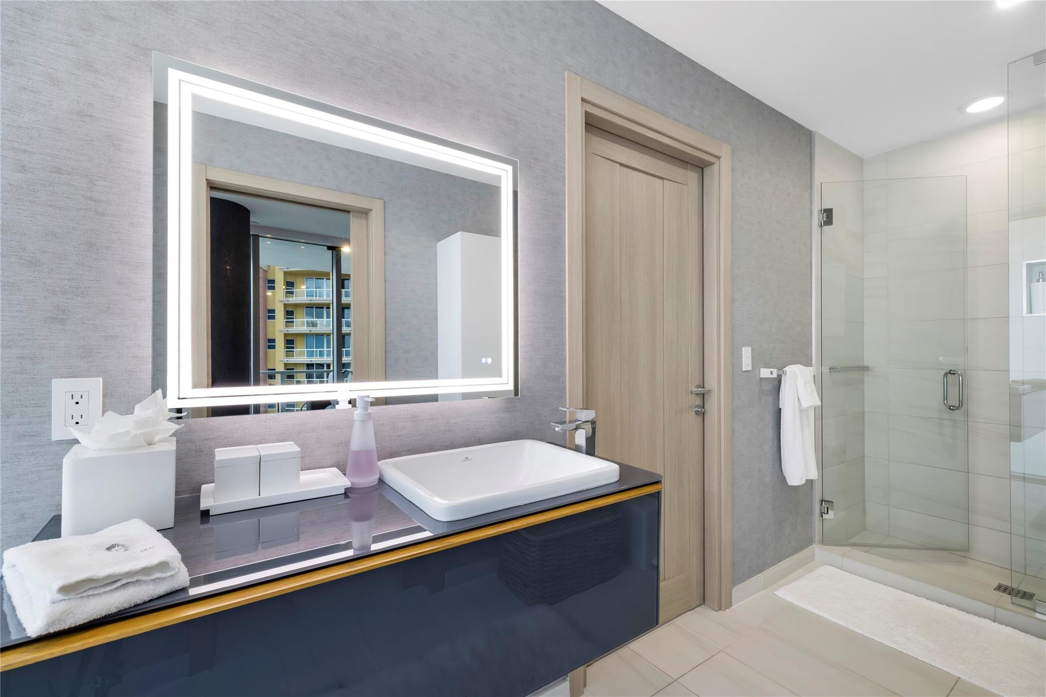 Auberge Residences - Residential