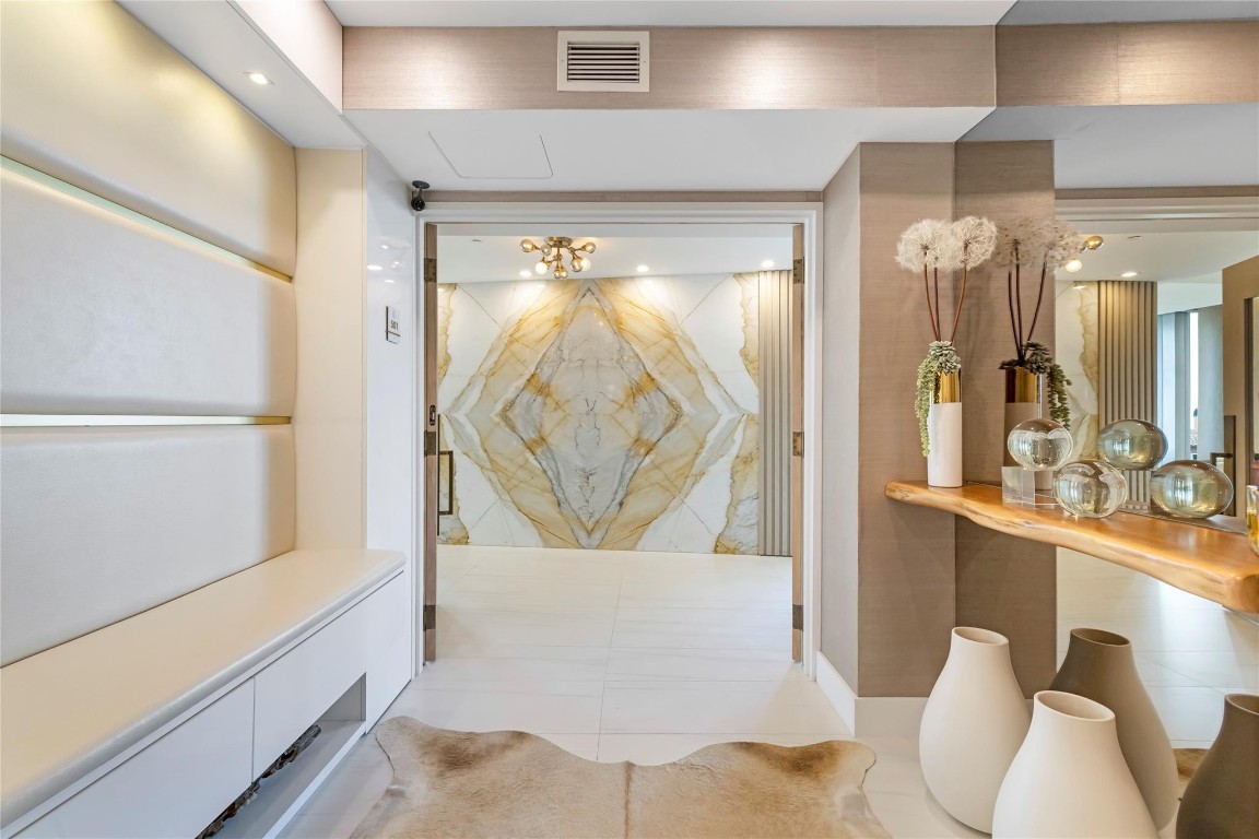 2200 N Ocean Boulevard S501