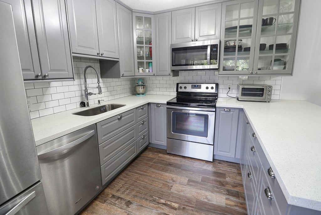 Photo of 9901 NW 6TH Place #9901, Plantation, FL 33324 (MLS # B26081482)