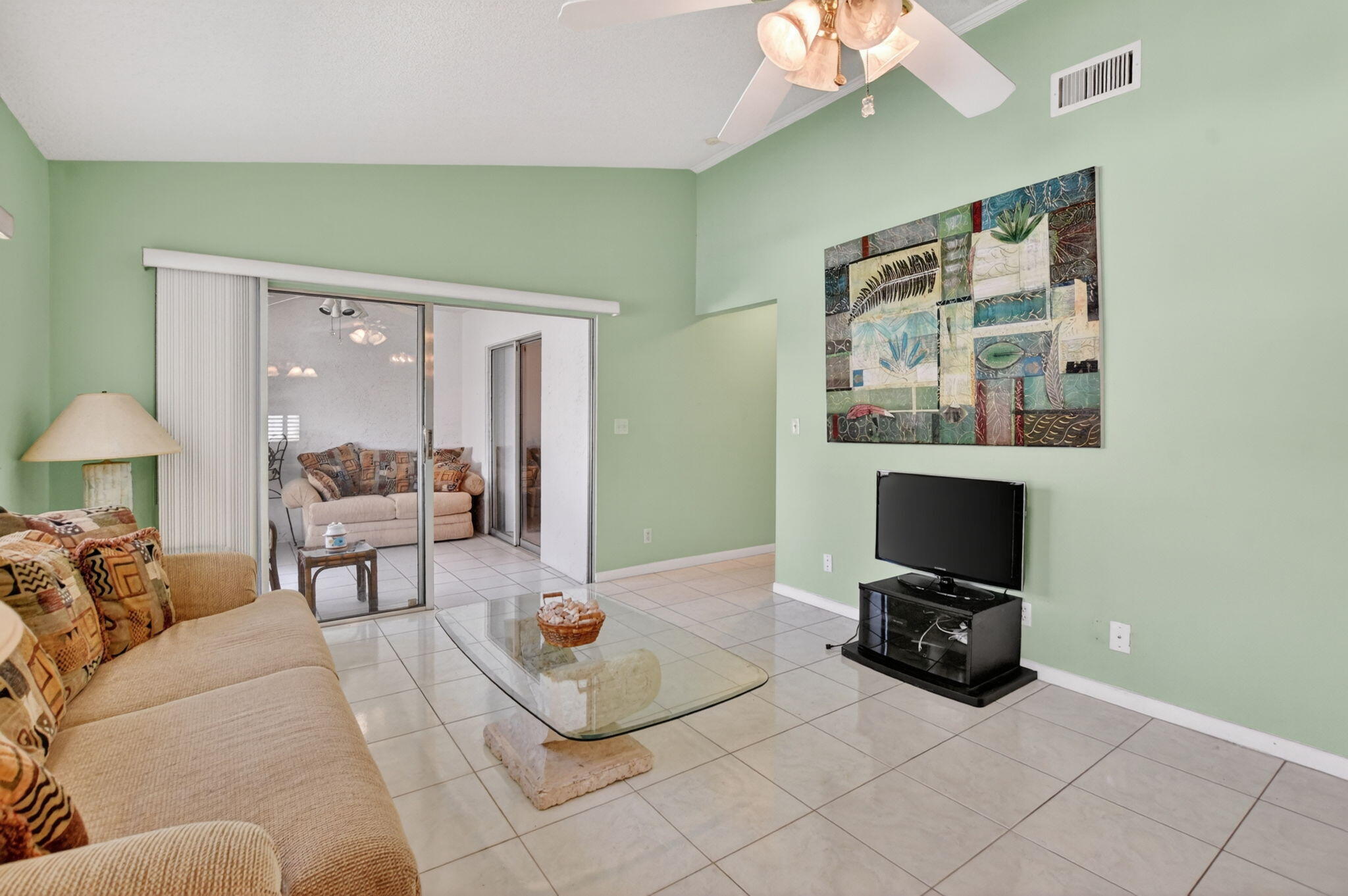 WHISPER WALK SEC C CONDO - Residential
