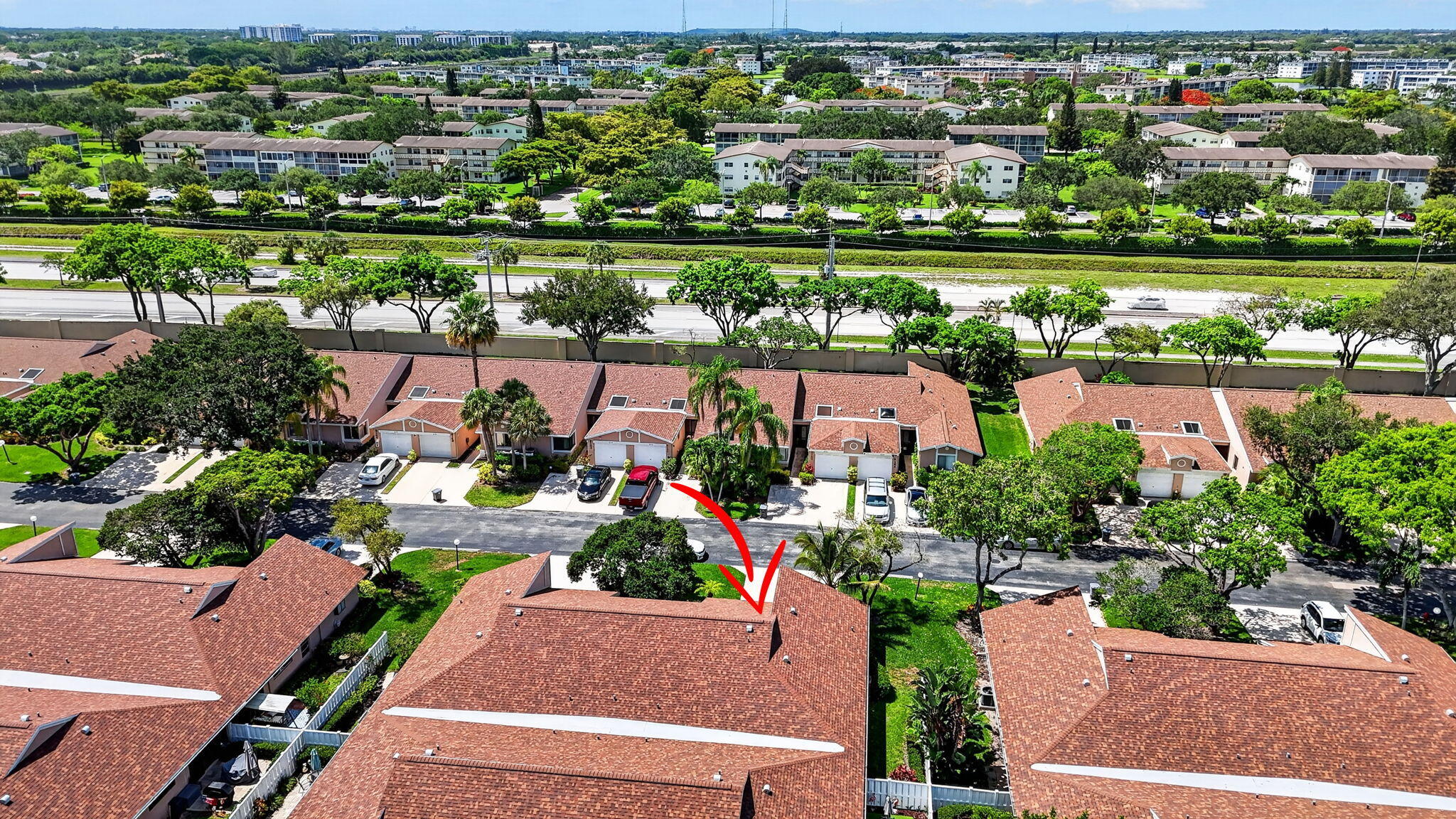 WHISPER WALK SEC C CONDO - Residential
