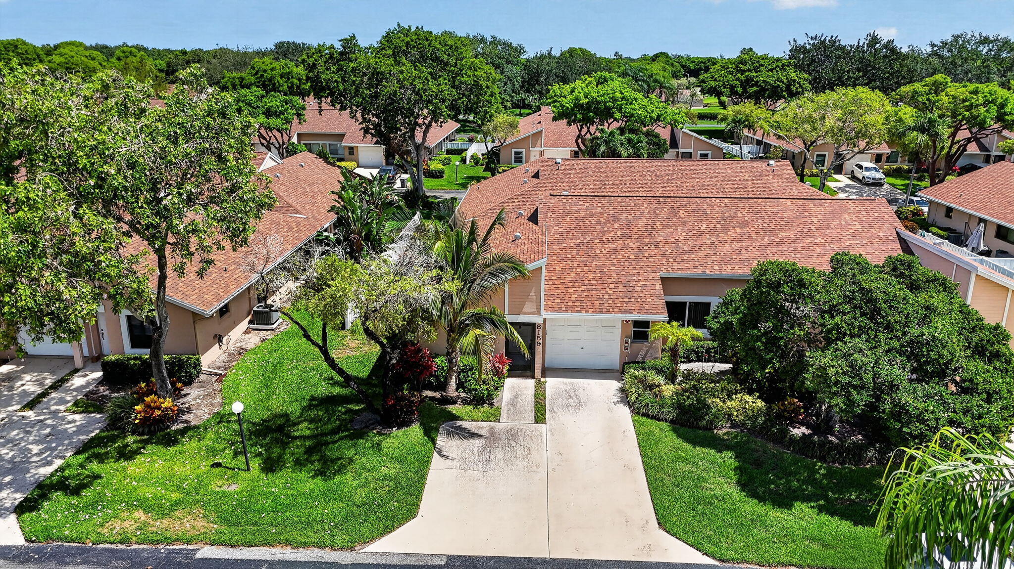 WHISPER WALK SEC C CONDO - Residential