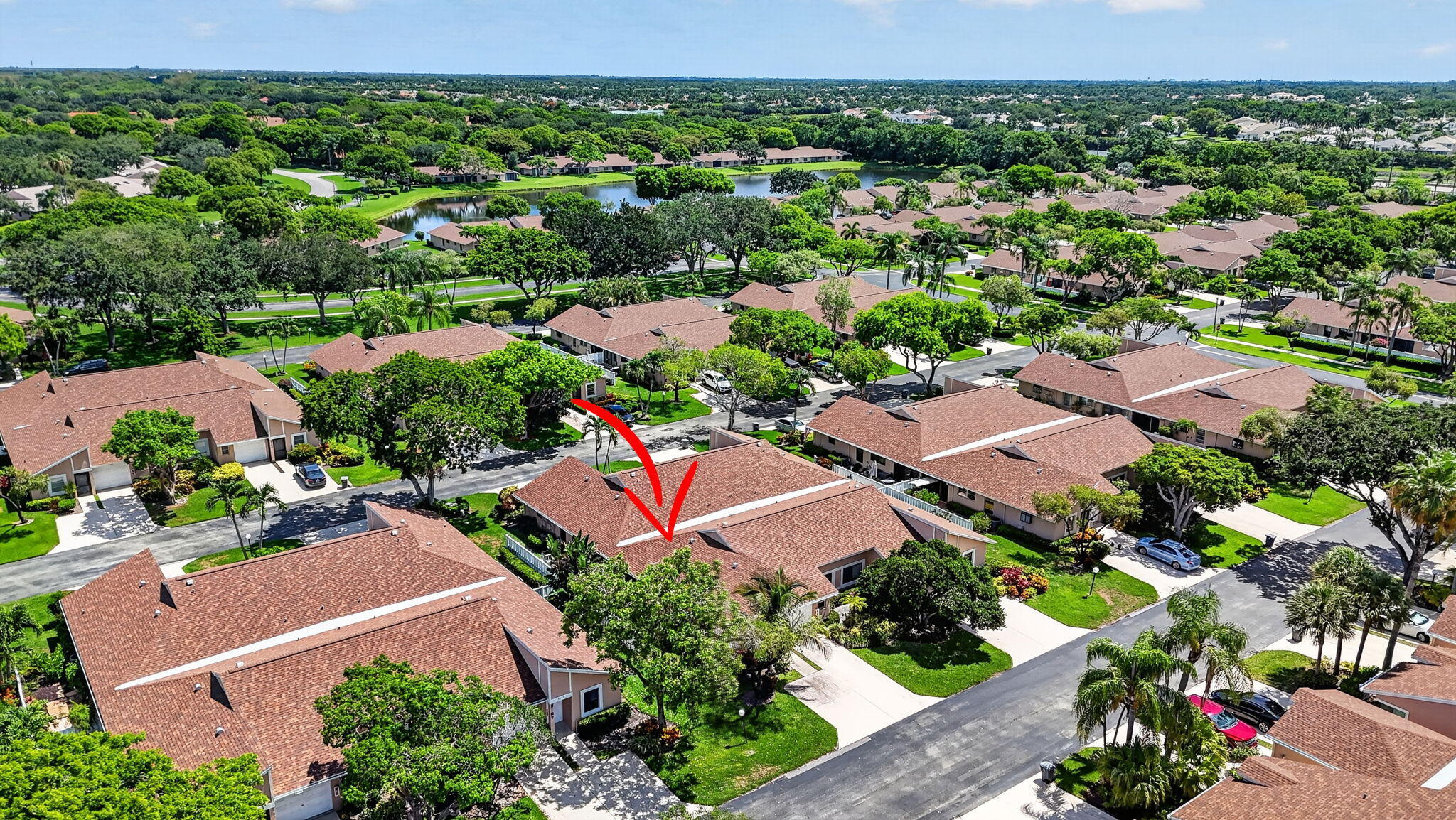 WHISPER WALK SEC C CONDO - Residential