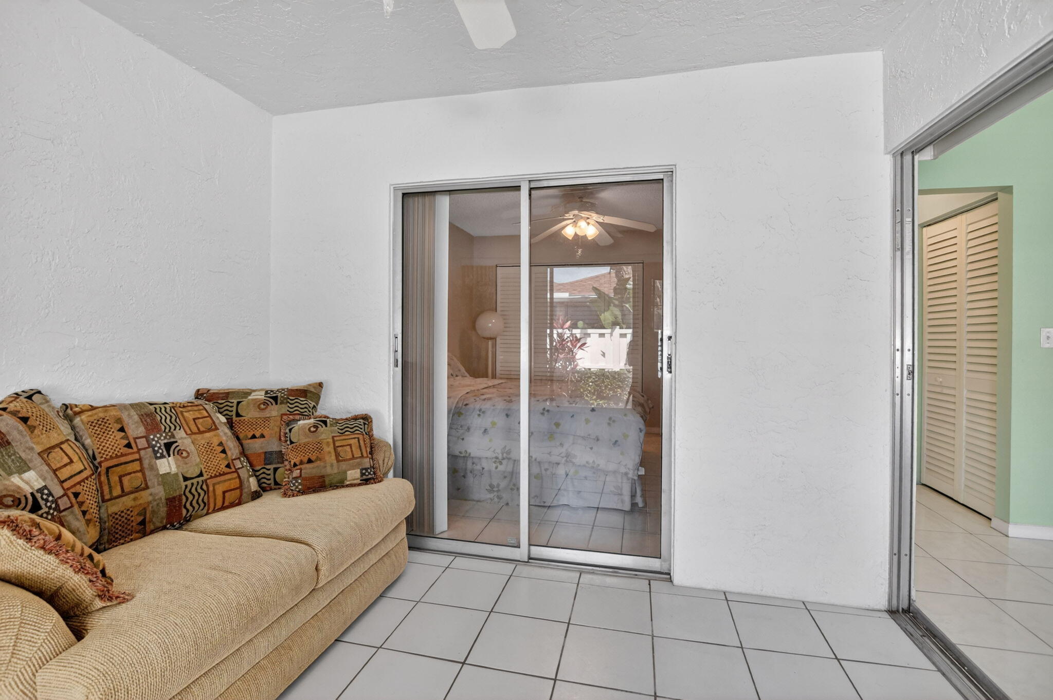 WHISPER WALK SEC C CONDO - Residential