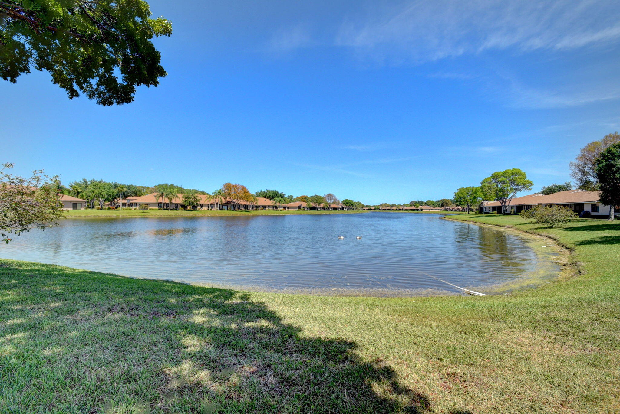 WHISPER WALK SEC C CONDO - Residential