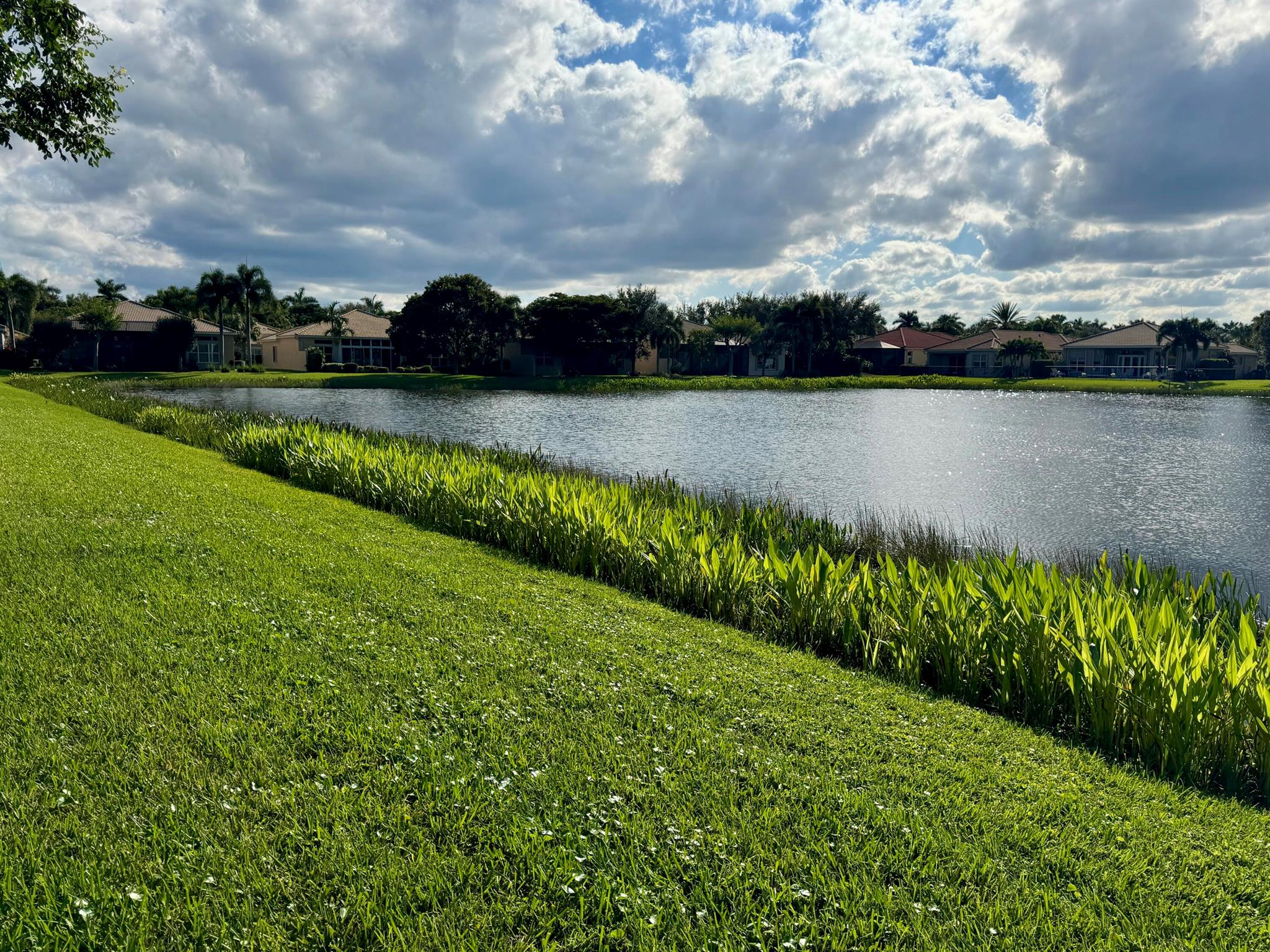 Valencia Reserve - Residential