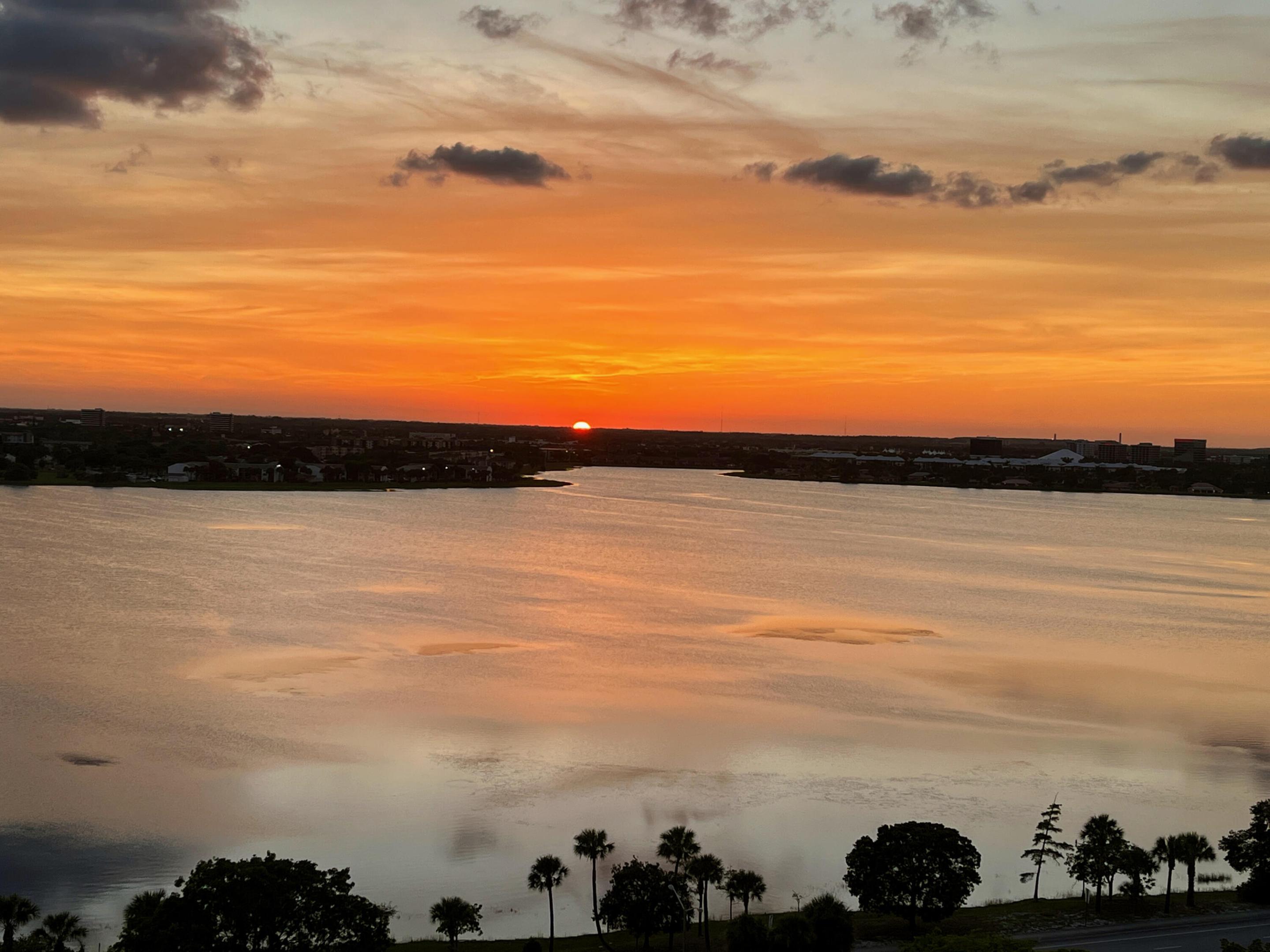 MONTECITO PALM BEACH CONDO - Residential