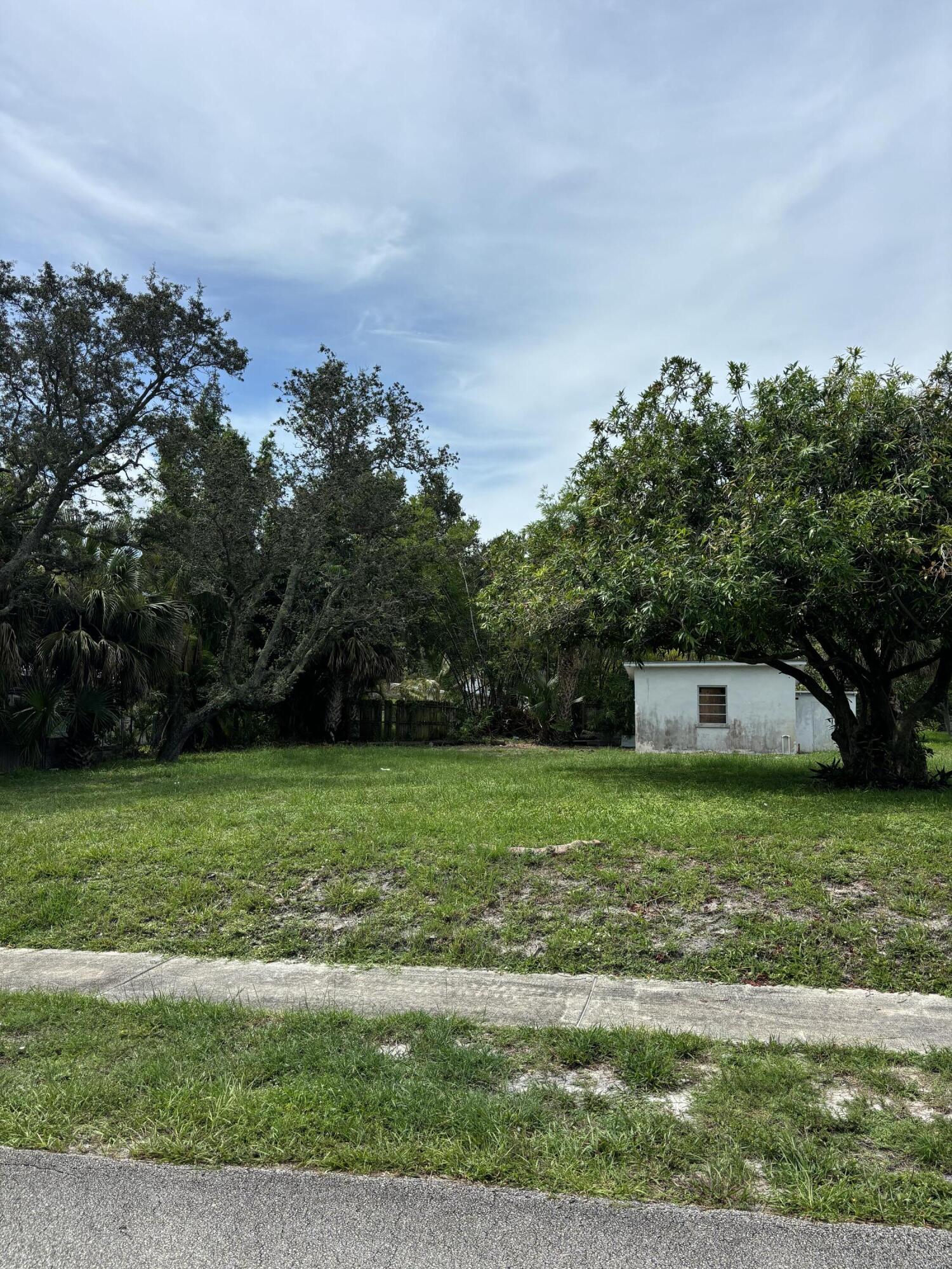 0 NE Waverly Terrace, Jensen Beach, FL, 34957/$175,000 1 0 NE Waverly Terrace