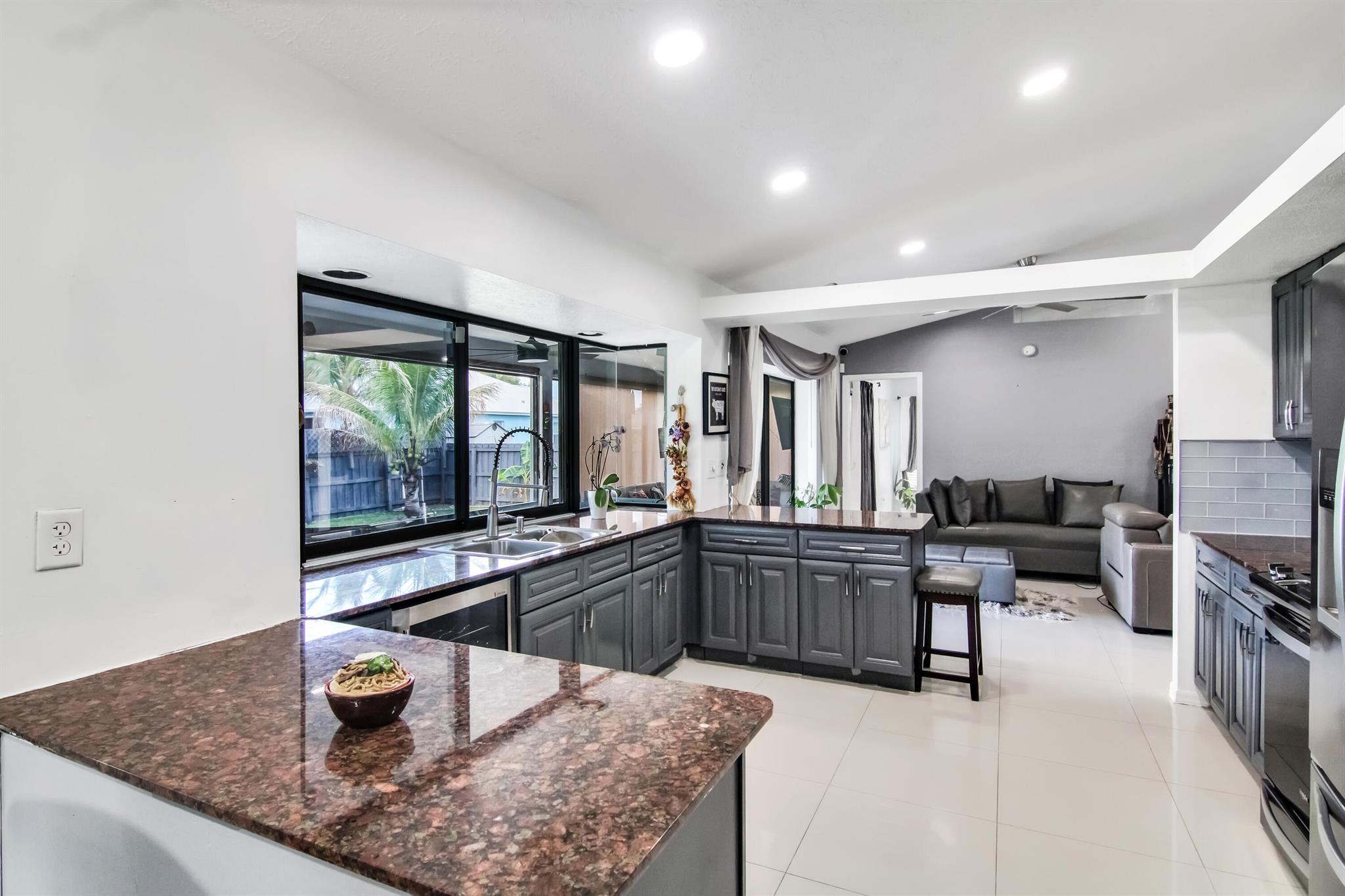 PORT ST LUCIE SECTION 13 - Residential