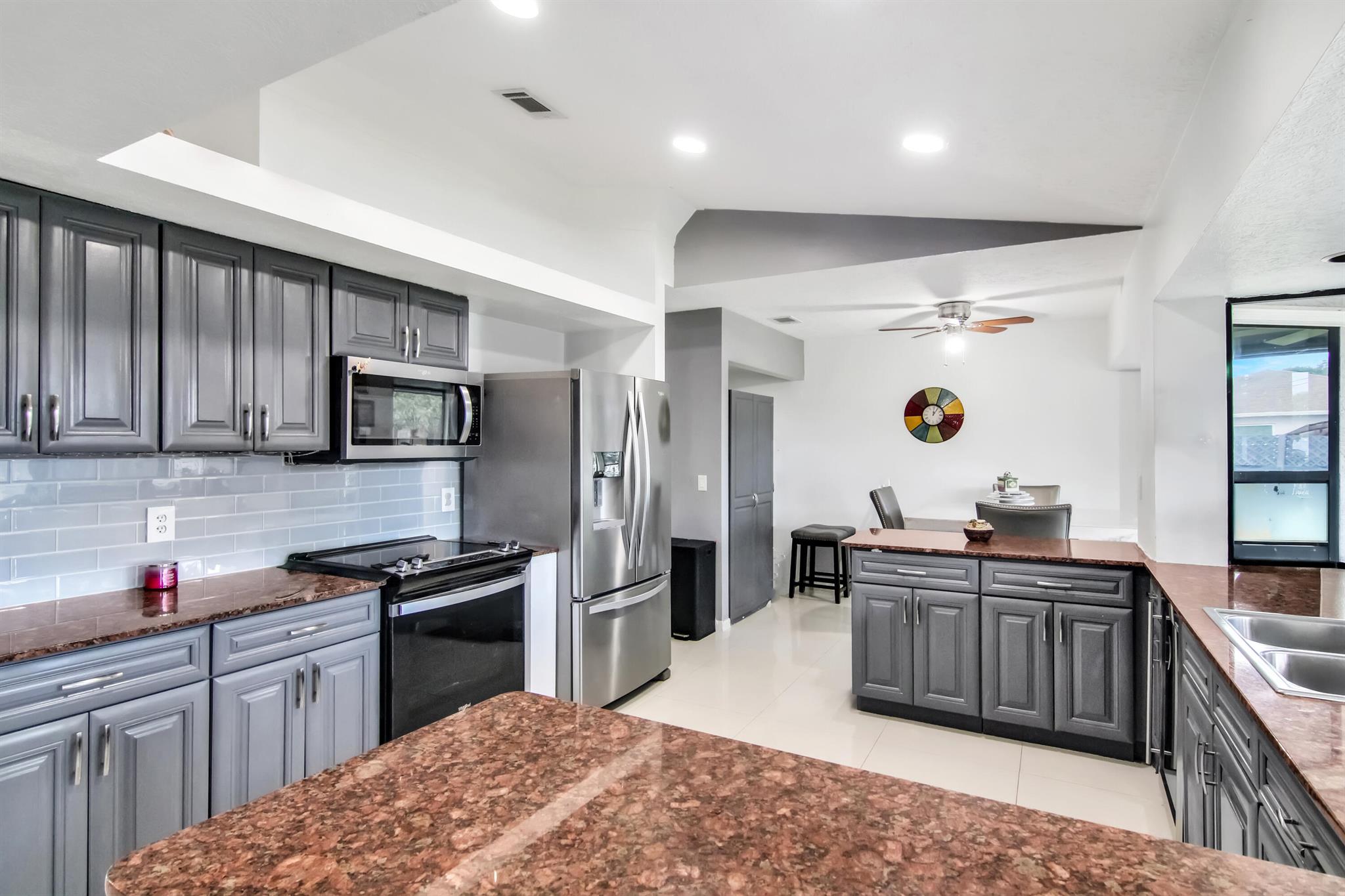 PORT ST LUCIE SECTION 13 - Residential