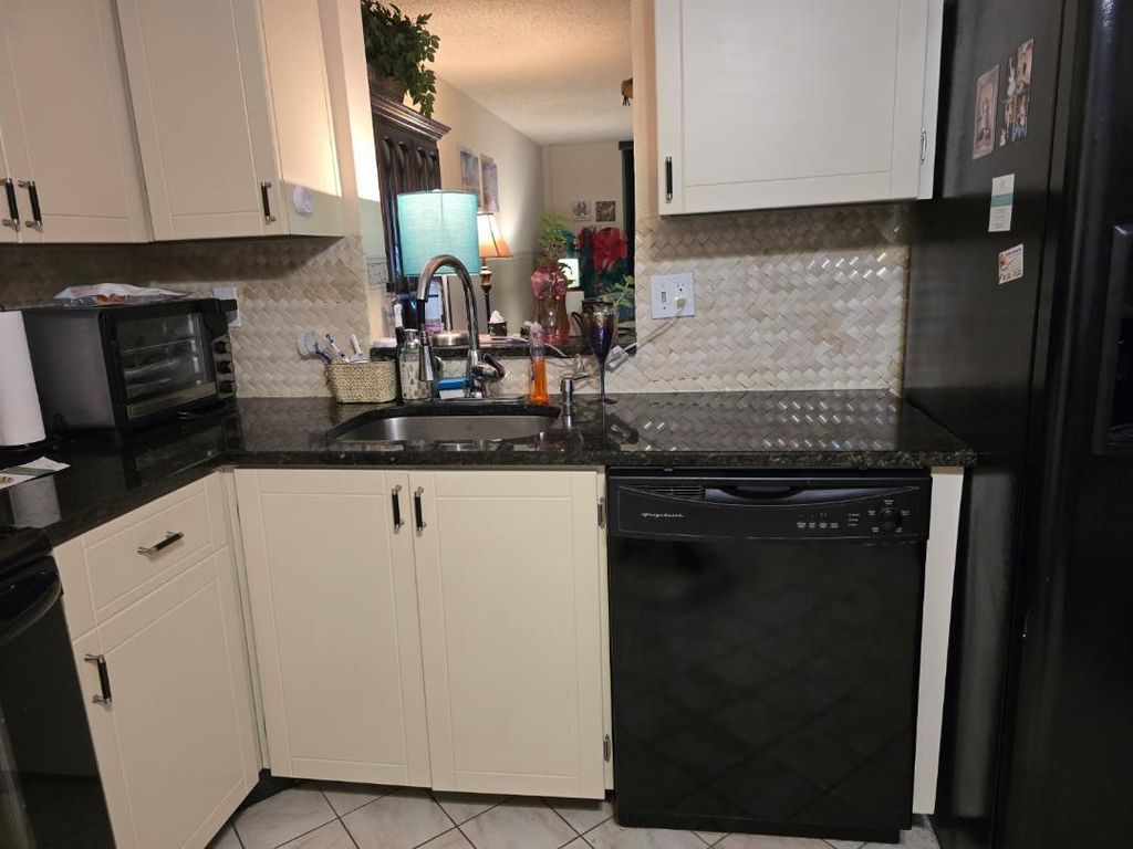 Photo of 7300 Lake Cir Drive #404, Margate, FL 33063 (MLS # B26009123)