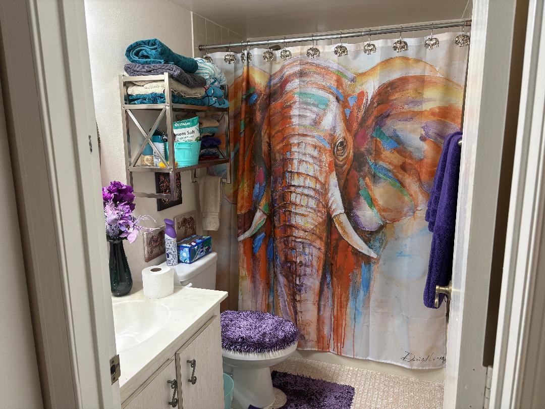 PALM LAKES - Residential