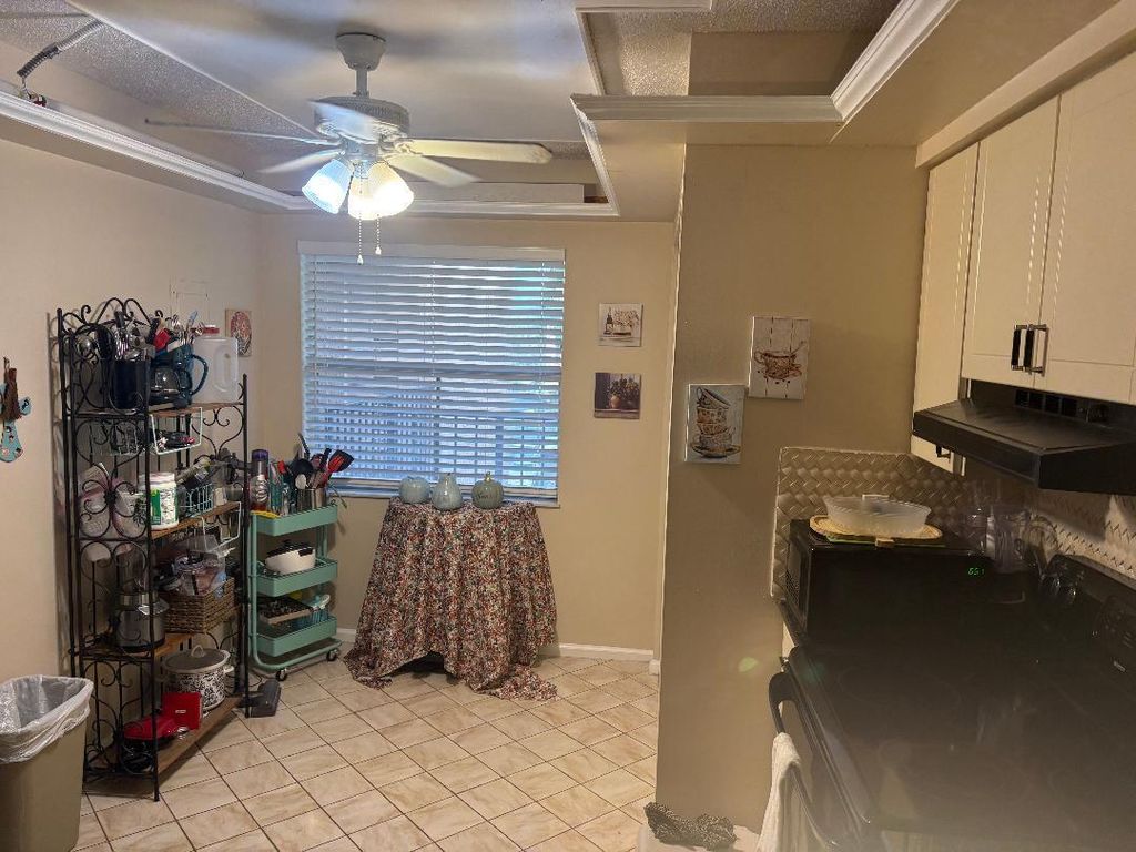 Photo of 7300 Lake Cir Drive #404, Margate, FL 33063 (MLS # B26009123)