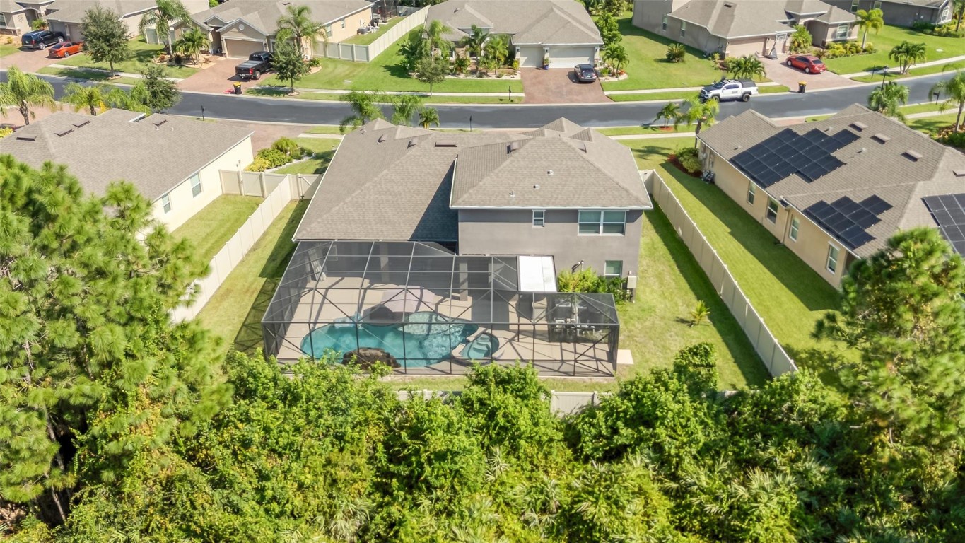 STONEBRIAR AT BAYSIDE LAKES - Residential Lease