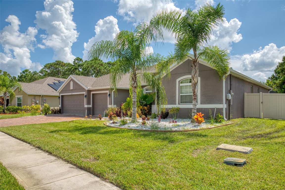 STONEBRIAR AT BAYSIDE LAKES - Residential Lease