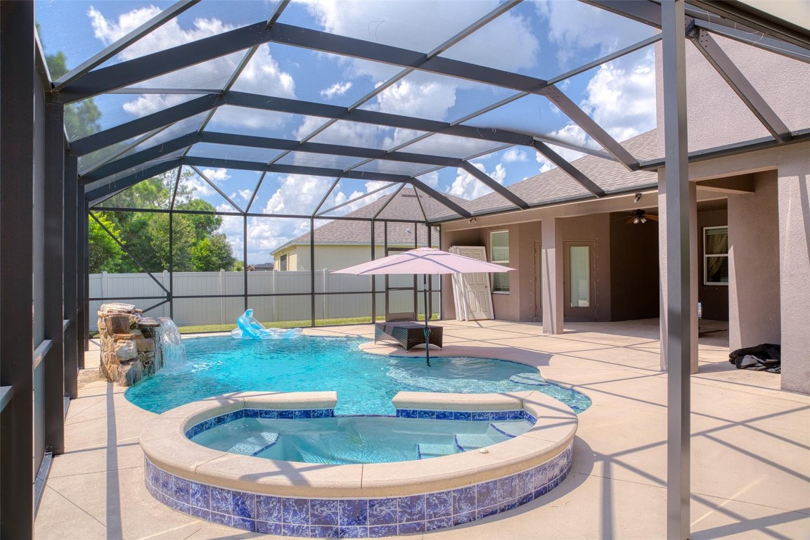 STONEBRIAR AT BAYSIDE LAKES - Residential Lease