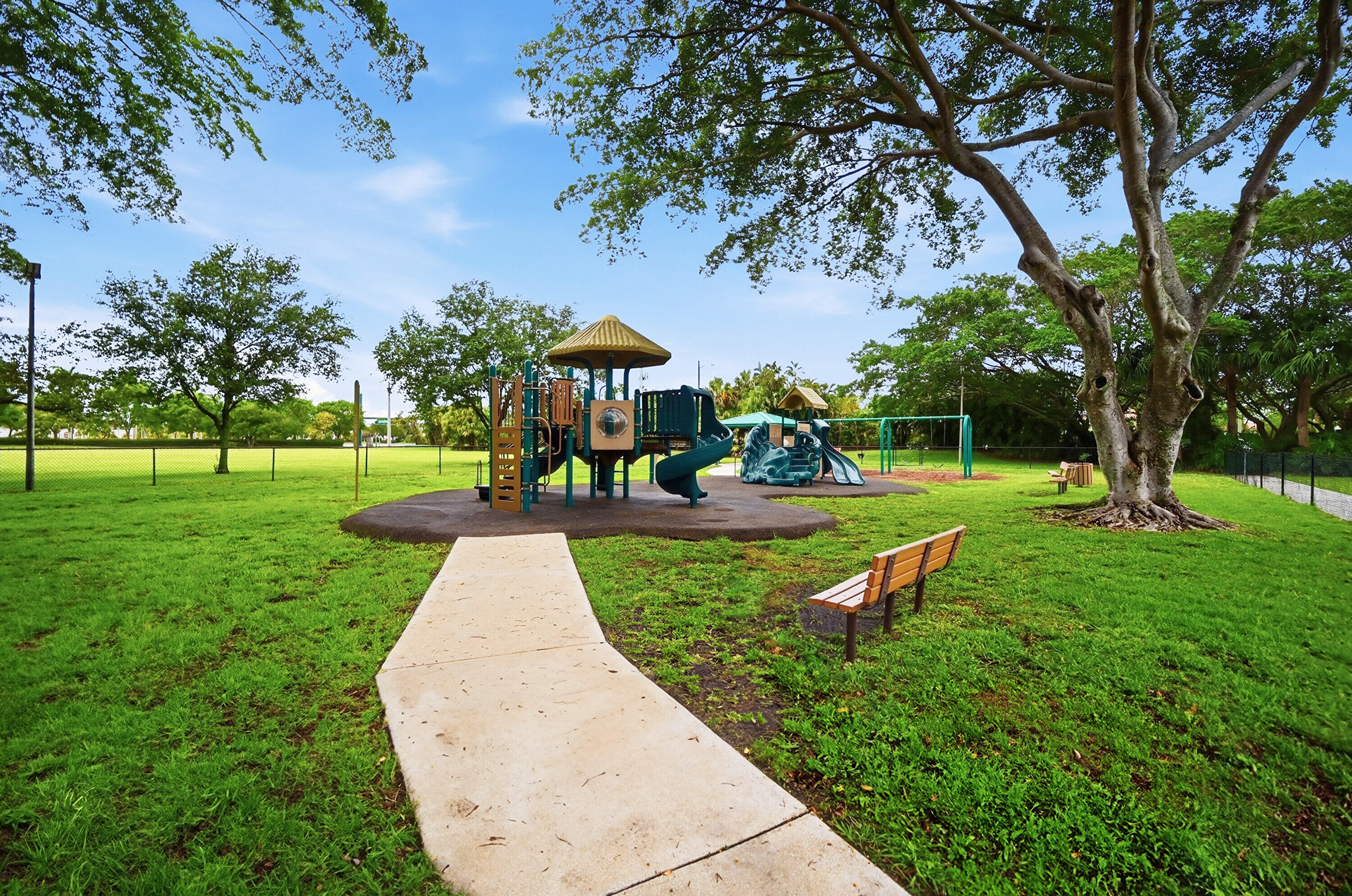 LAKE CHARLESTON TR G 2 - Residential