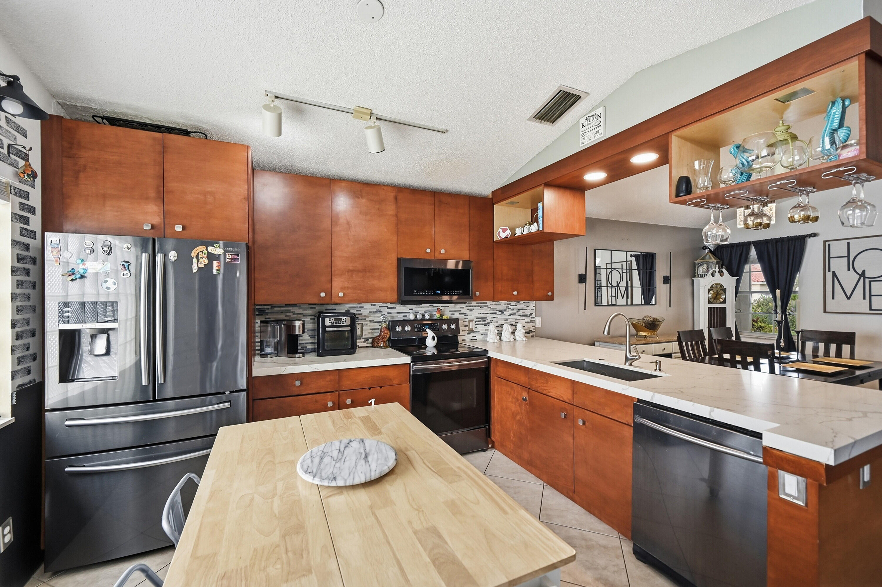 LAKE CHARLESTON TR G 2 - Residential