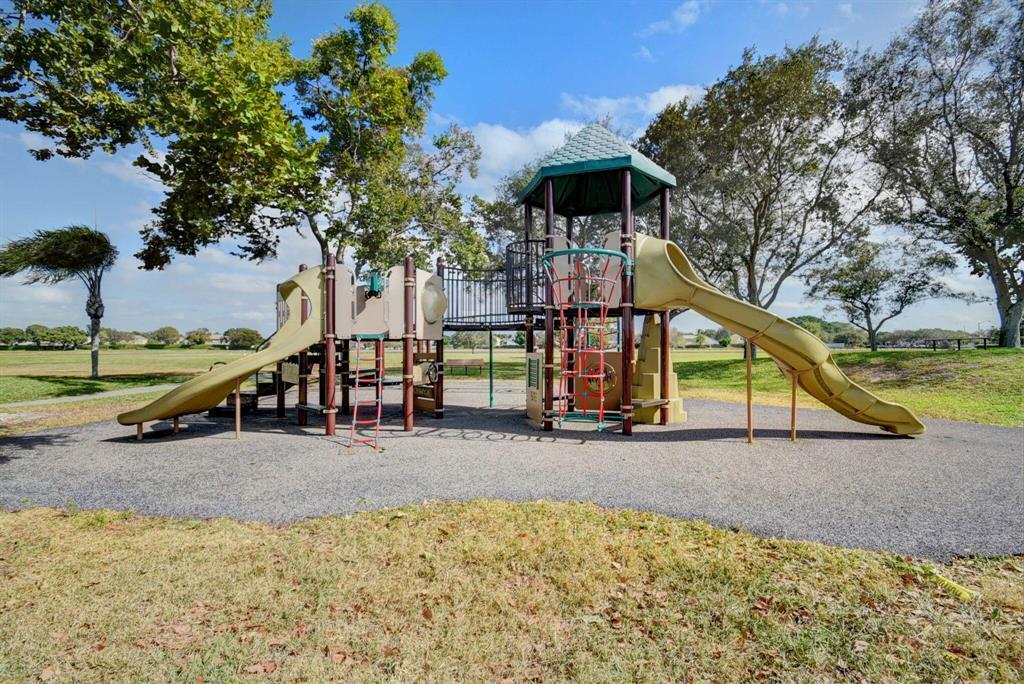 LAKE CHARLESTON TR G 2 - Residential