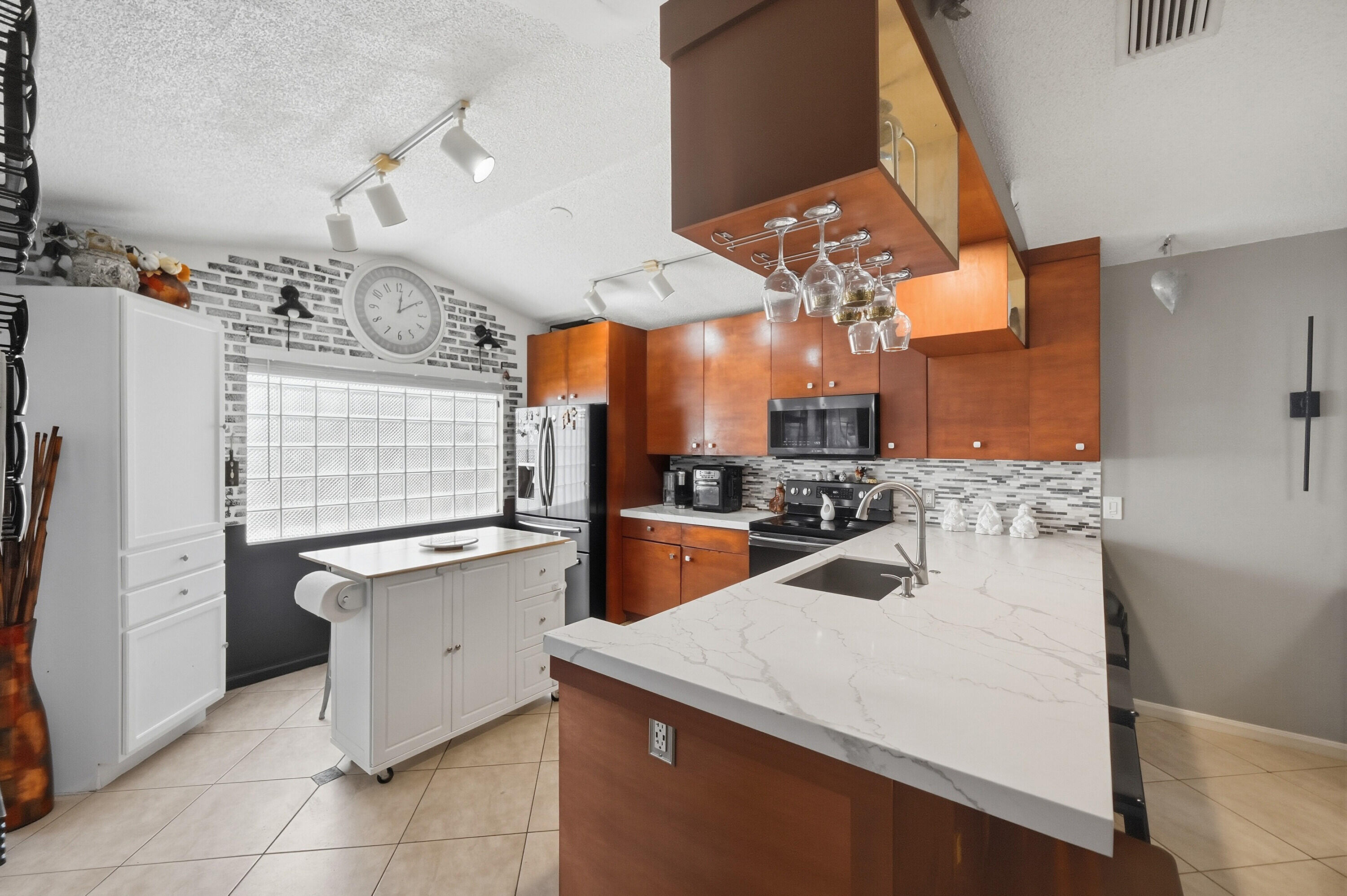 LAKE CHARLESTON TR G 2 - Residential