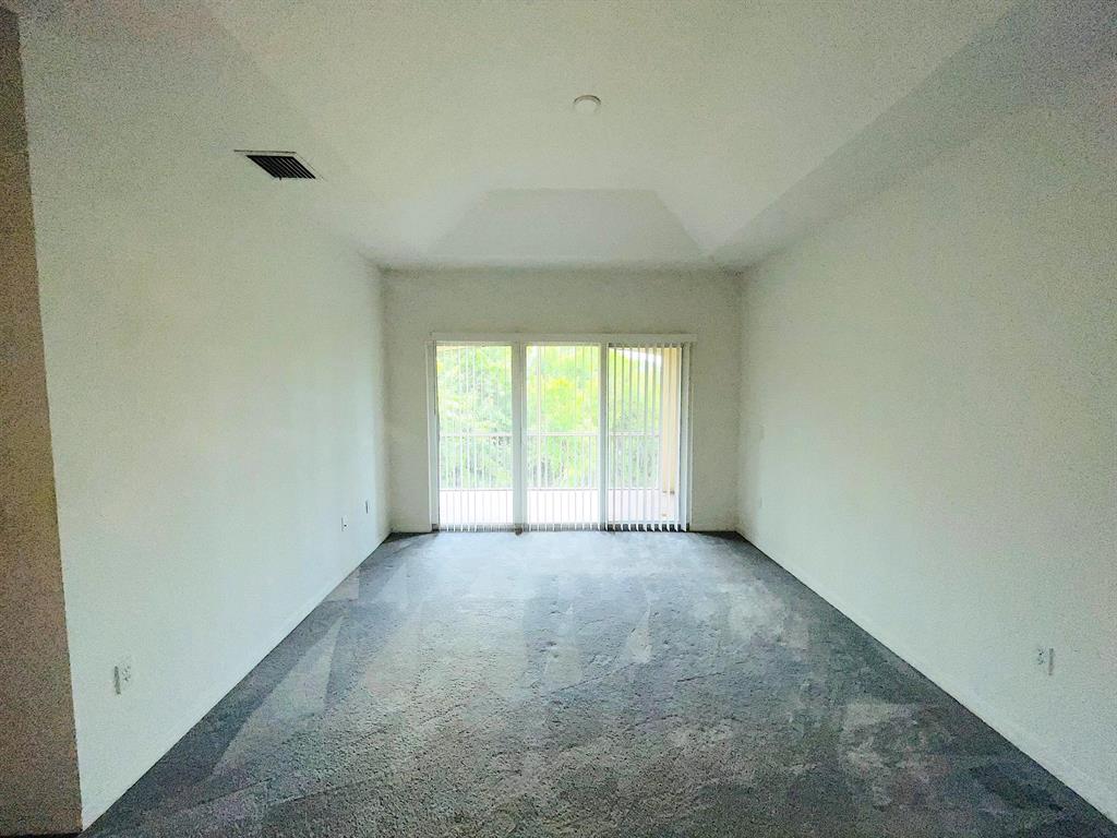 THE LAKES AT THE SAVANNAHS CONDOMINIUM - Residential