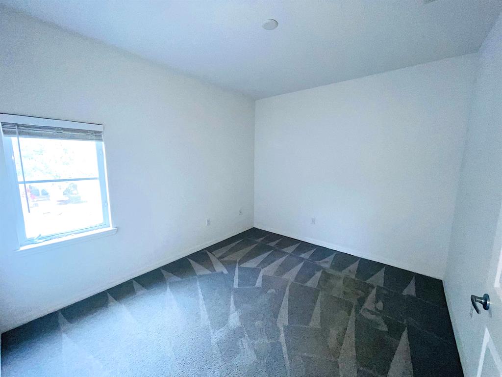 THE LAKES AT THE SAVANNAHS CONDOMINIUM - Residential