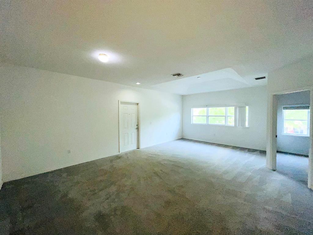 THE LAKES AT THE SAVANNAHS CONDOMINIUM - Residential