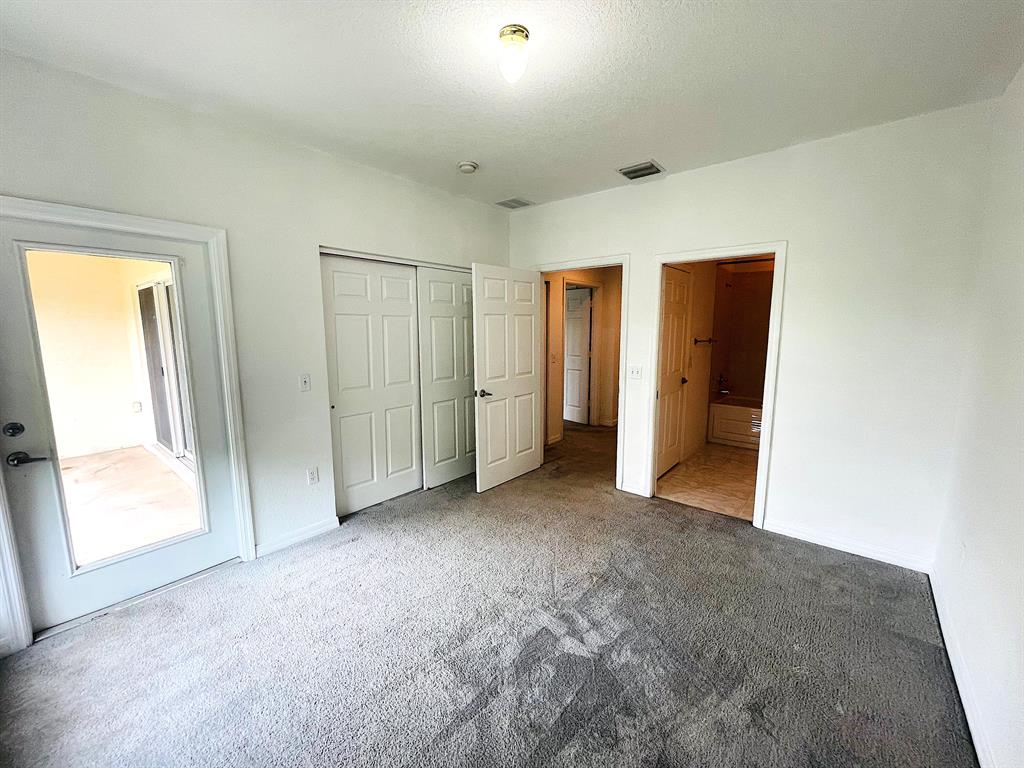 THE LAKES AT THE SAVANNAHS CONDOMINIUM - Residential