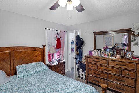 5372 Woodland Drive Delray Beach FL 33484