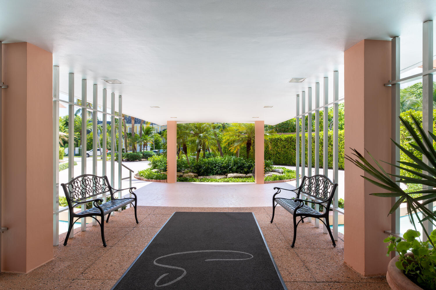 SOUTHLAKE CONDOMINIUM - Residential