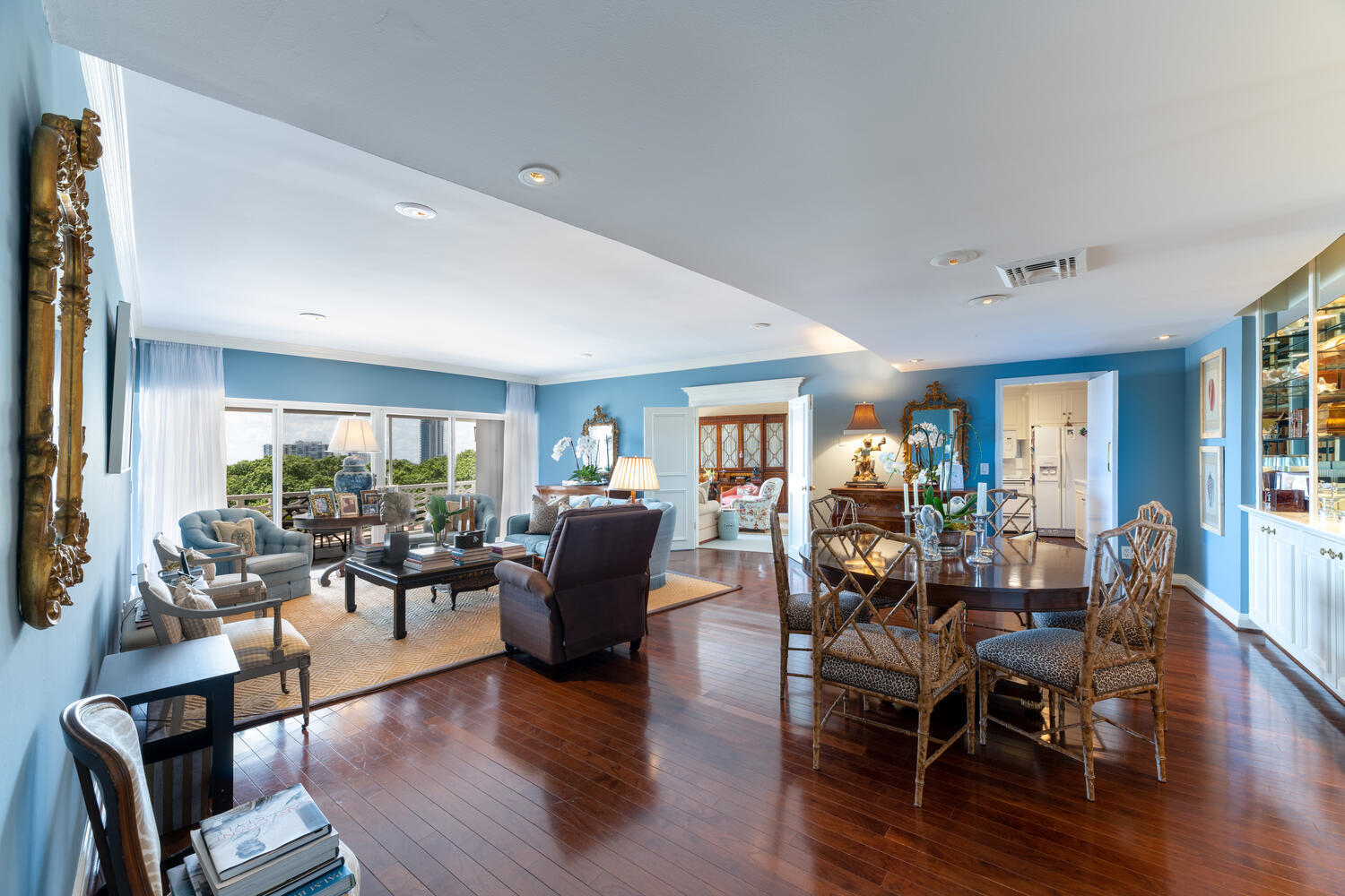 SOUTHLAKE CONDOMINIUM - Residential