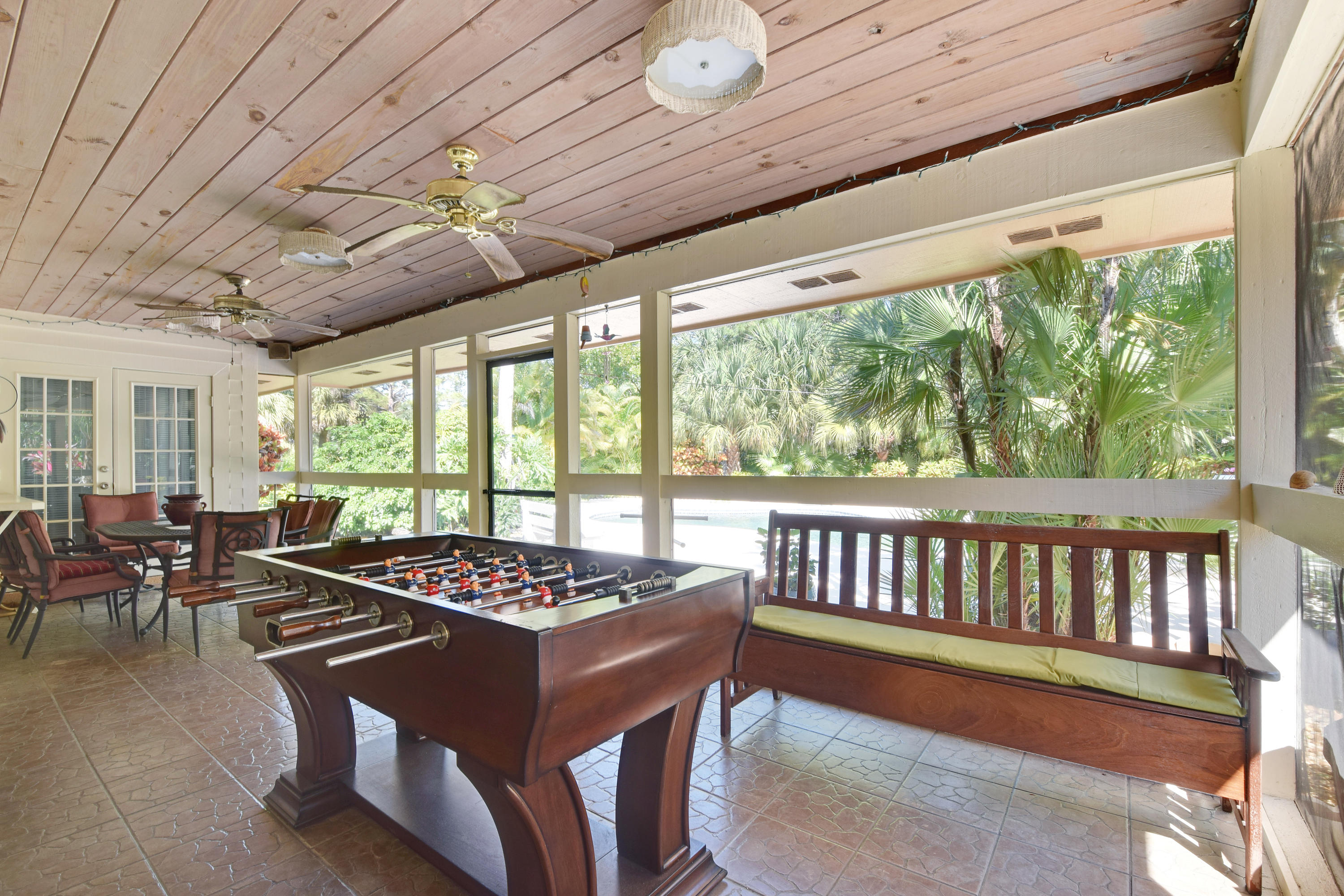 Palm Beach Country Estates - Residential