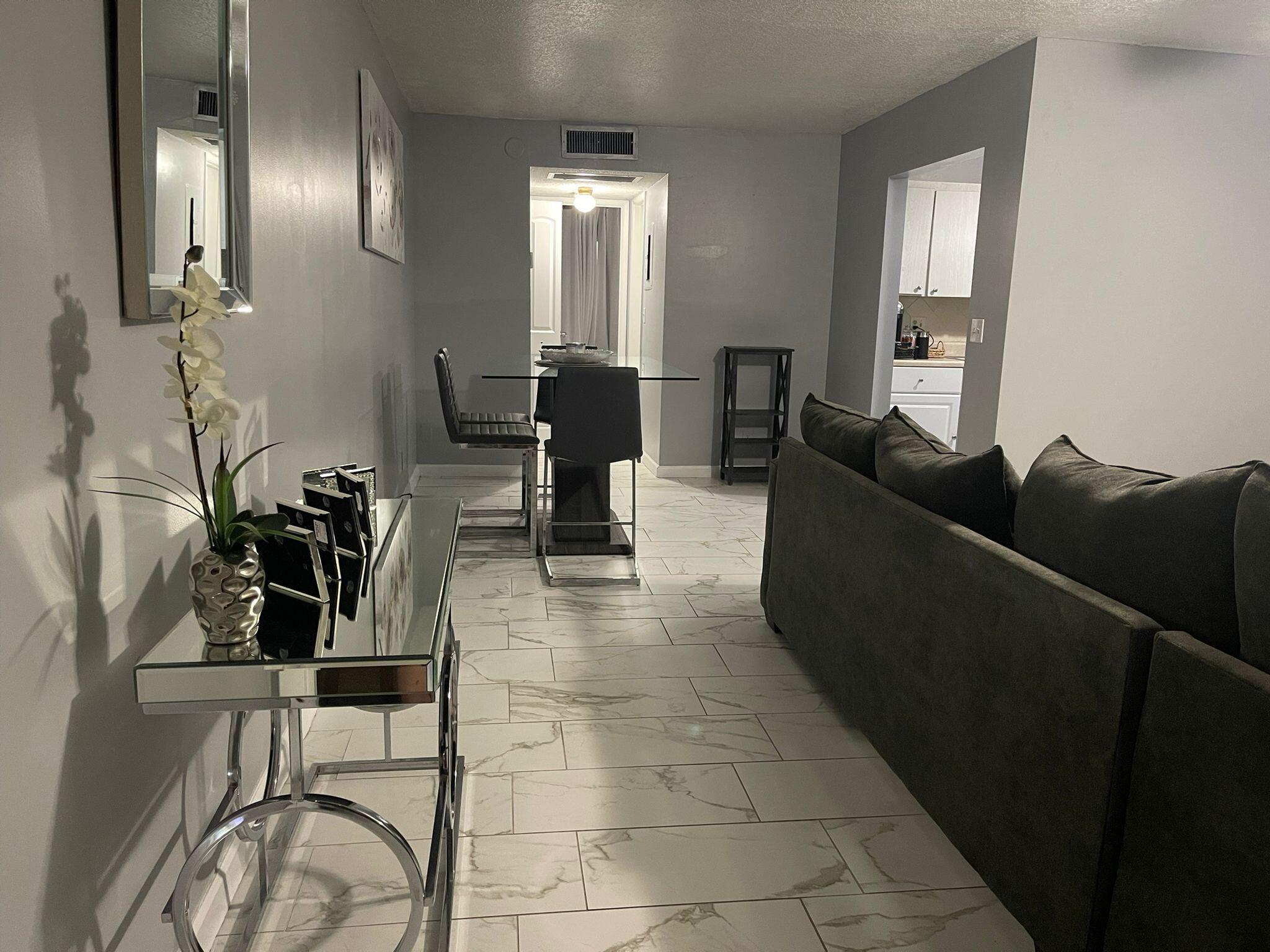 VILLAGE GREEN NO 4 CONDO - Residential Lease