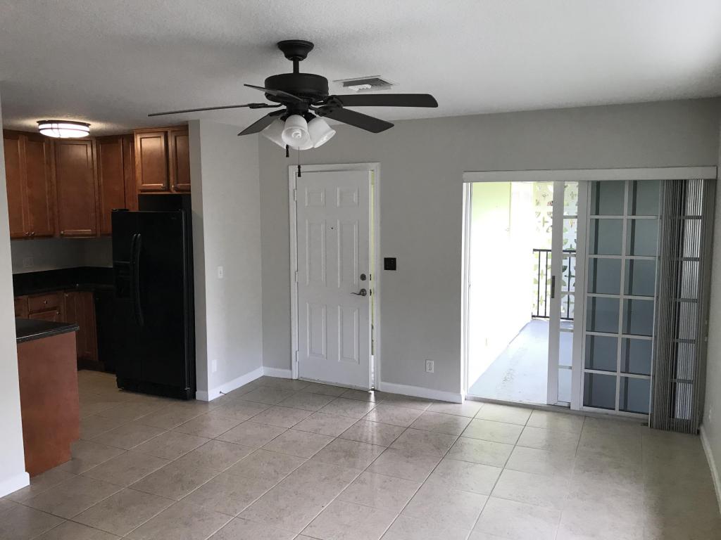 LAKE WORTH TOWN OF - Residential Lease