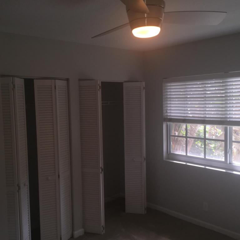 LAKE WORTH TOWN OF - Residential Lease