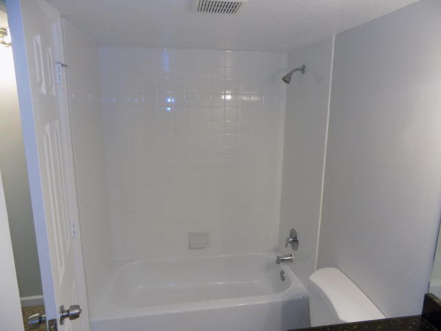 LAKE WORTH TOWN OF - Residential Lease