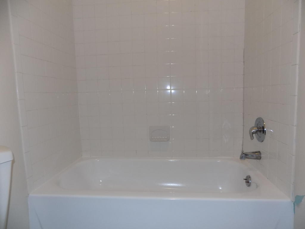 LAKE WORTH TOWN OF - Residential Lease